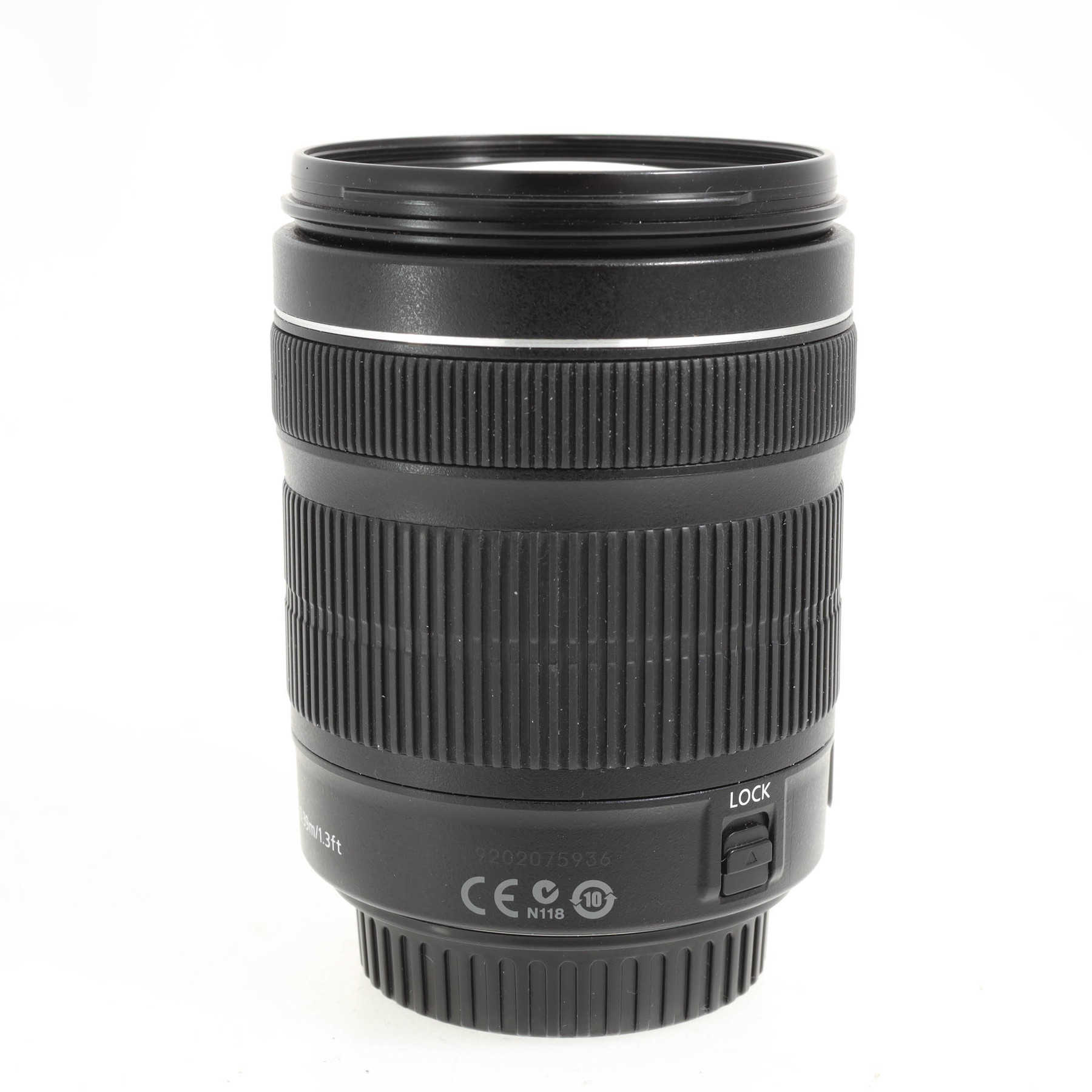 Canon 18-135mm f/3.5-5.6 IS STM Canon 18-135mm f/3.5-5.6 IS STM
