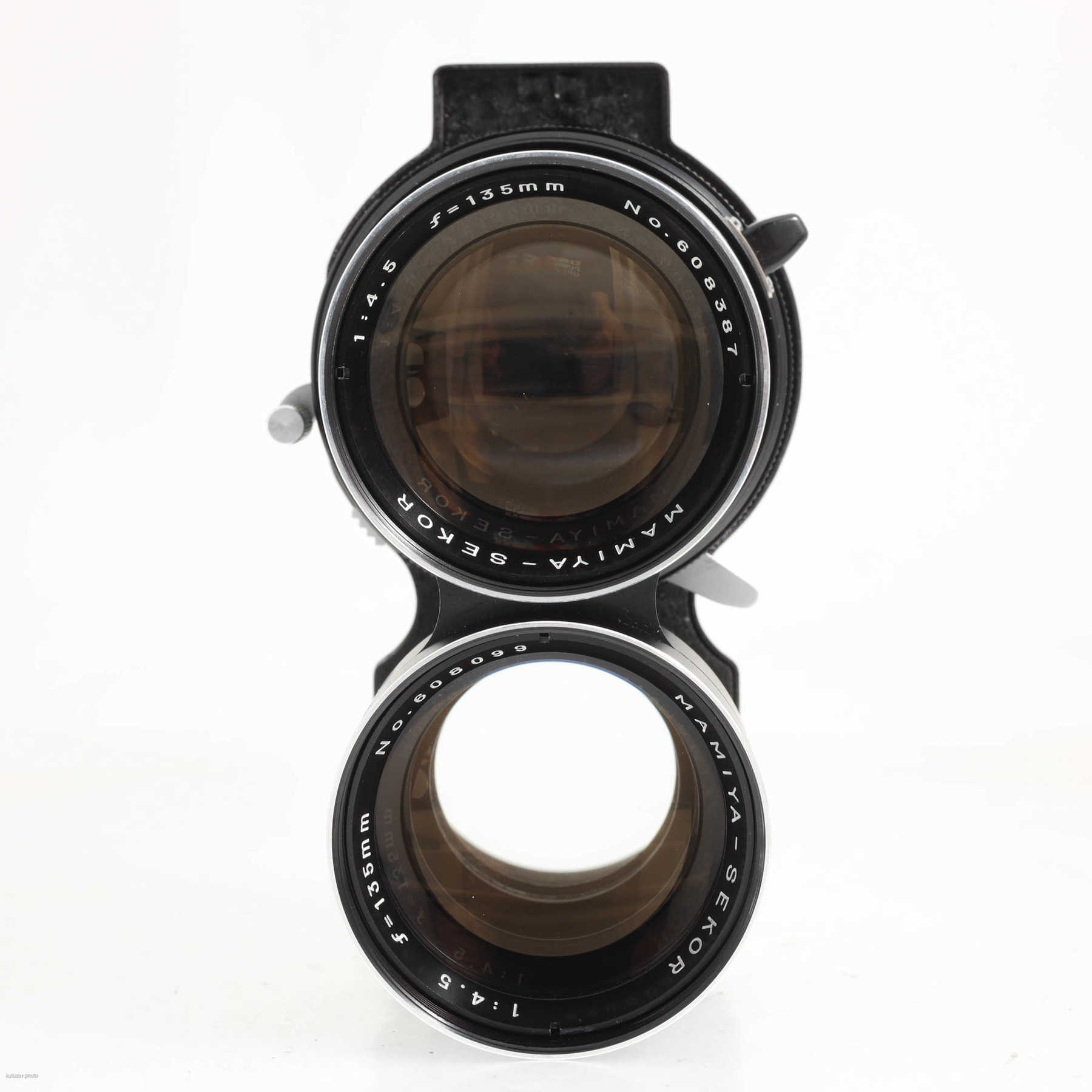 Mamiya 135mm f/4.5 Mamiya-Sekor Mamiya 135mm f/4.5 Mamiya-Sekor