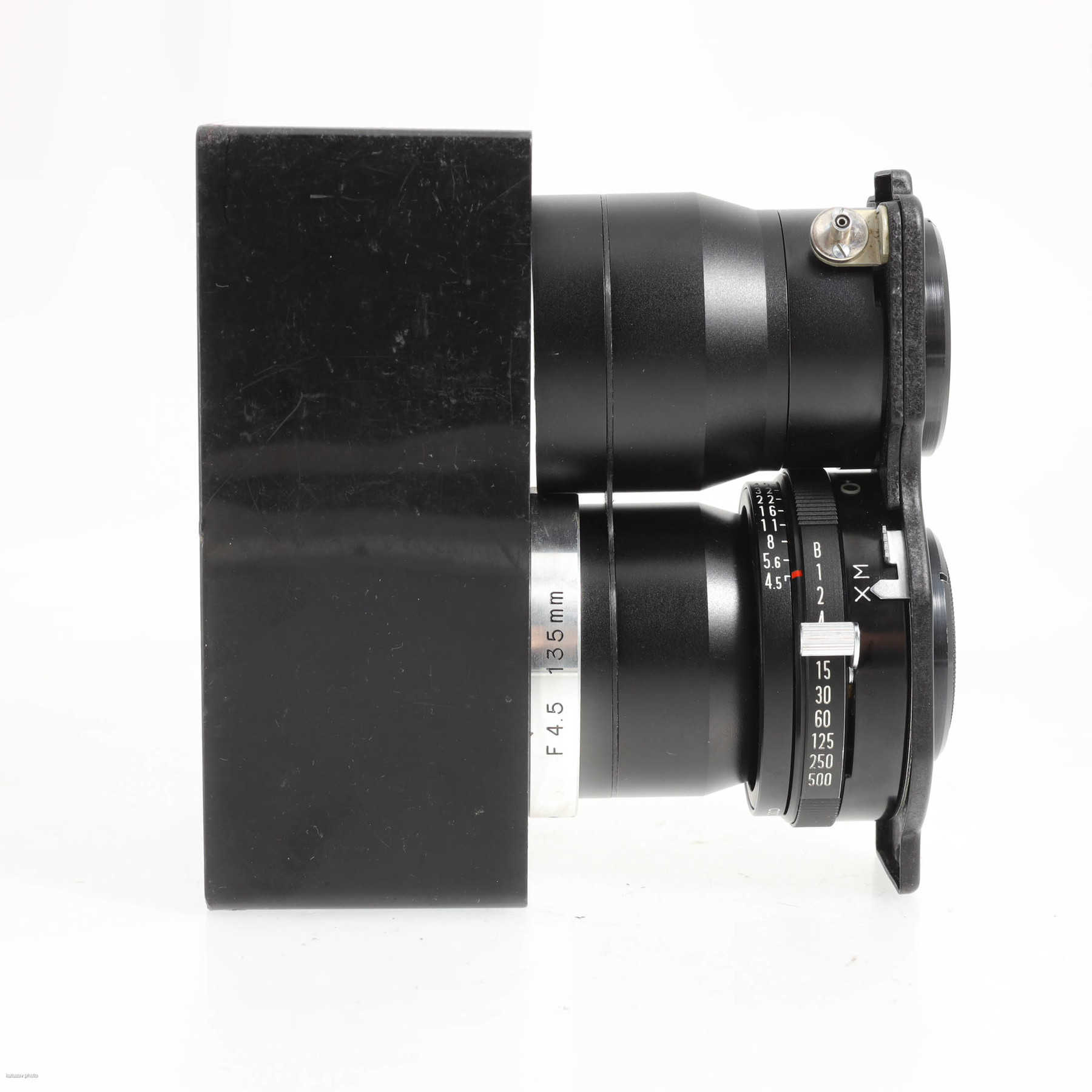 Mamiya 135mm f/4.5 Mamiya-Sekor Mamiya 135mm f/4.5 Mamiya-Sekor