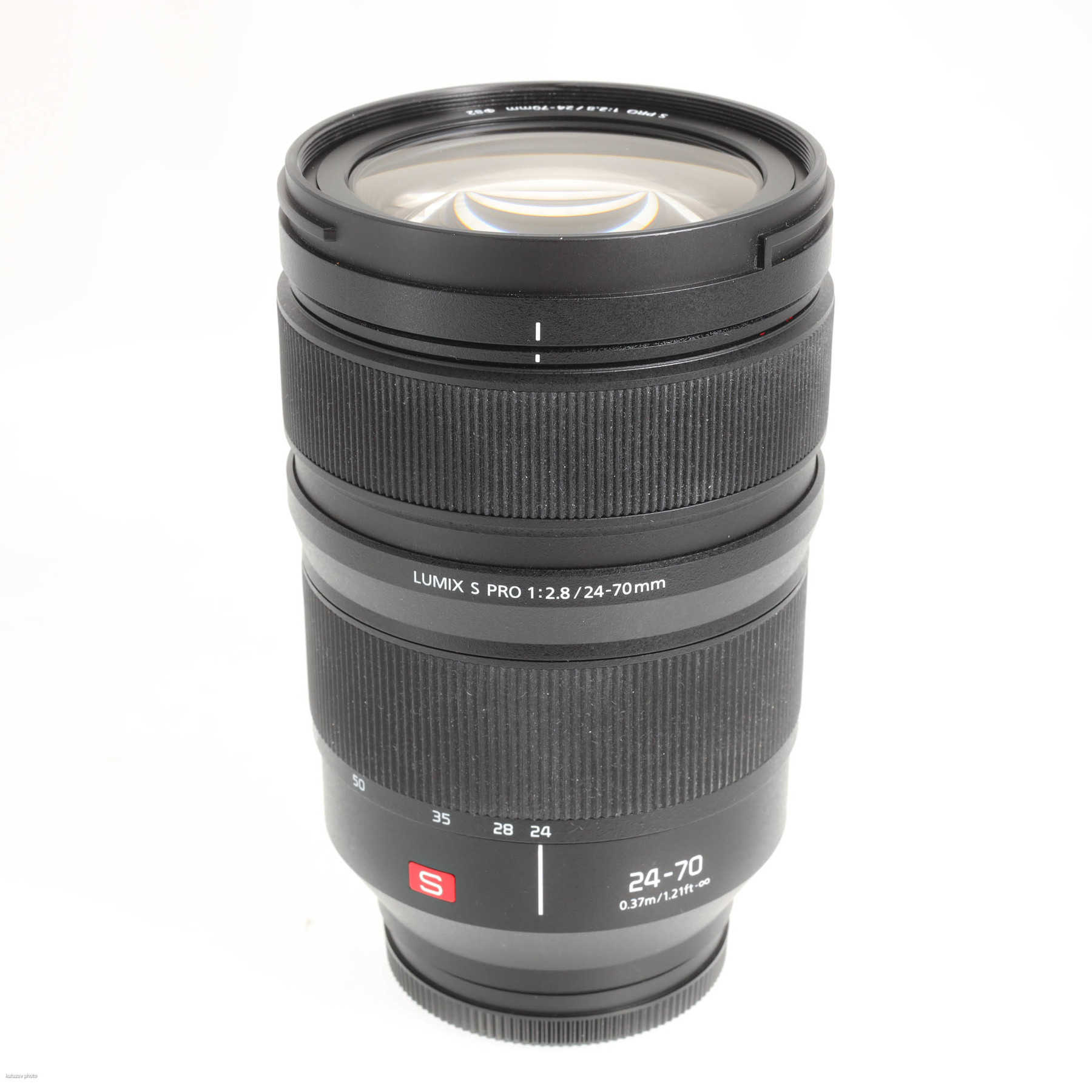 Panasonic 24-70mm f/2.8 Lumix S Pro Panasonic 24-70mm f/2.8 Lumix S Pro