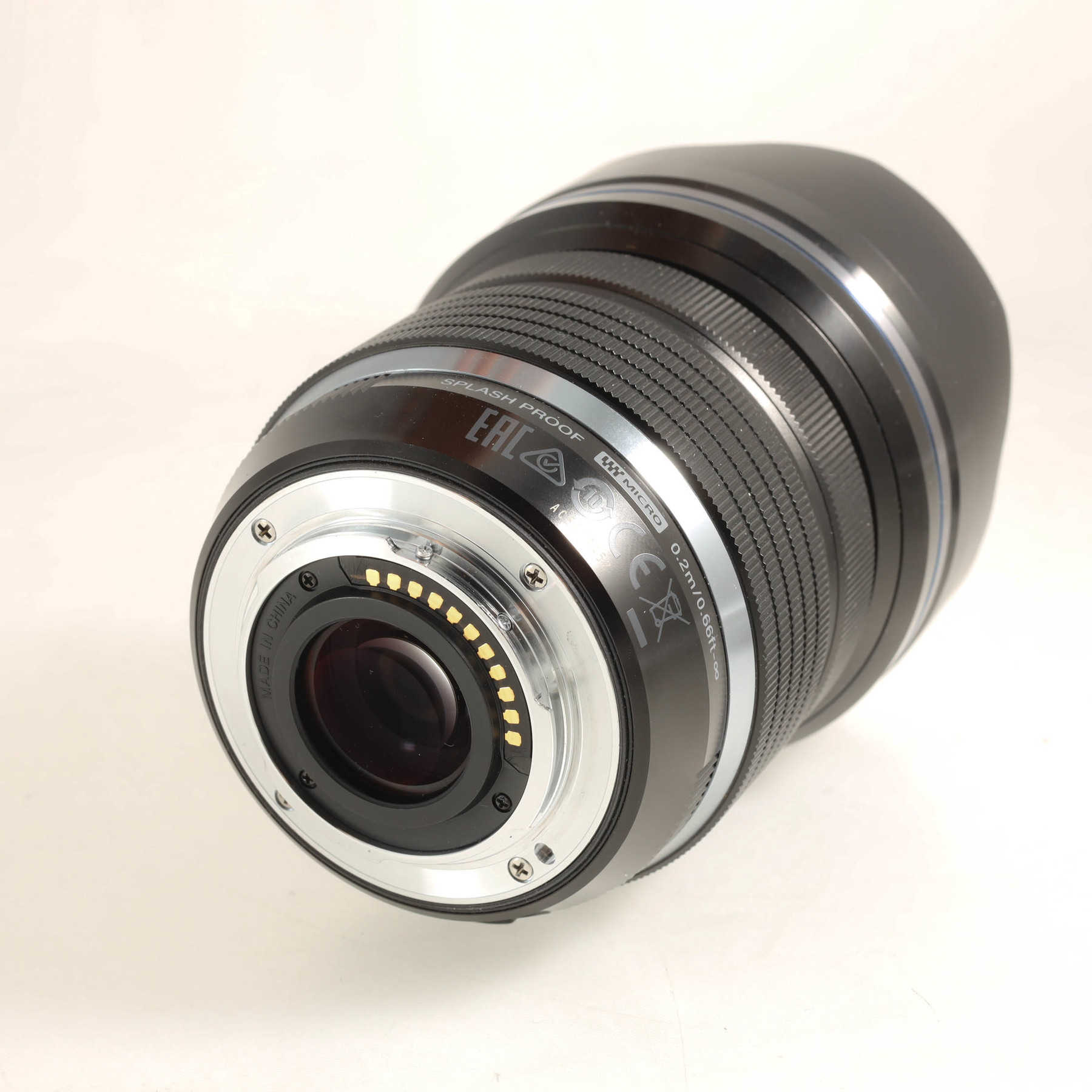 Olympus OM-D E-M1 Mark II с объективом 7-14mm f/2.8 M.Zuiko и вертикальной рукояткой Olympus OM-D E-M1 Mark II с объективом 7-14mm f/2.8 M.Zuiko и вертикальной рукояткой