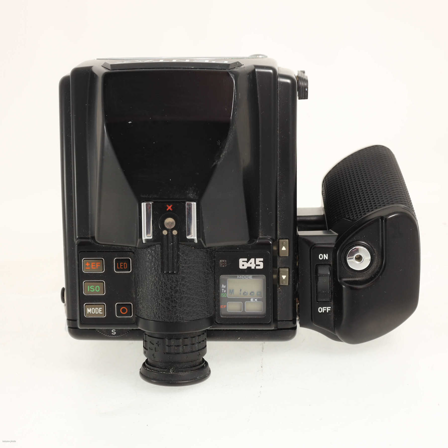 Pentax 645 с объективом 75mm f/2.8 L.S SMC Pentax 645 с объективом 75mm f/2.8 L.S SMC