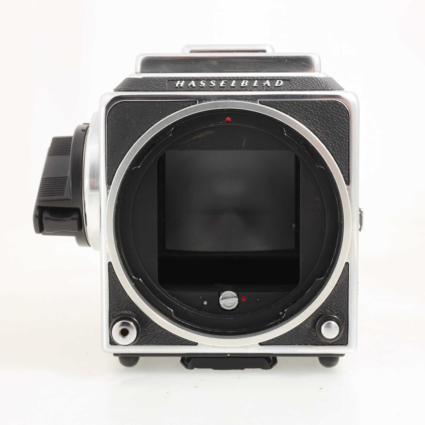 Hasselblad 503CXi комплект с объективом CF 80mm f/2.8 Zeiss Planar T* Hasselblad 503CXi комплект с объективом CF 80mm f/2.8 Zeiss Planar T*