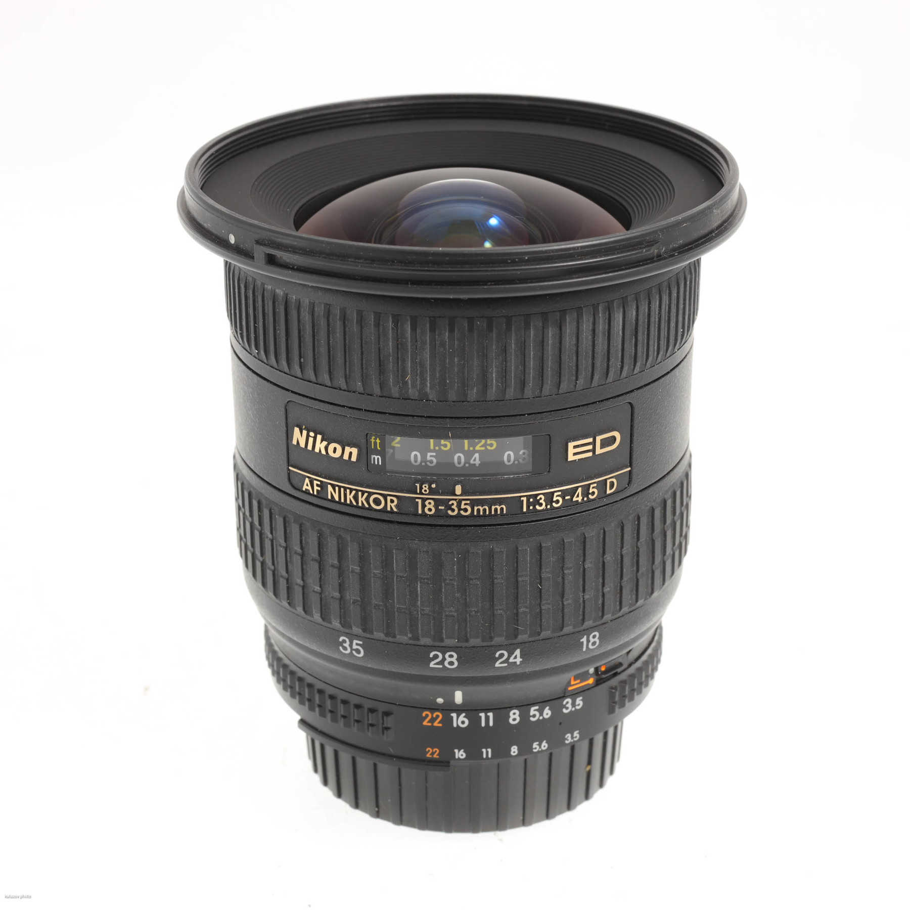Nikon 18-35mm f/3.5-4.5 D ED AF Nikkor Nikon 18-35mm f/3.5-4.5 D ED AF Nikkor