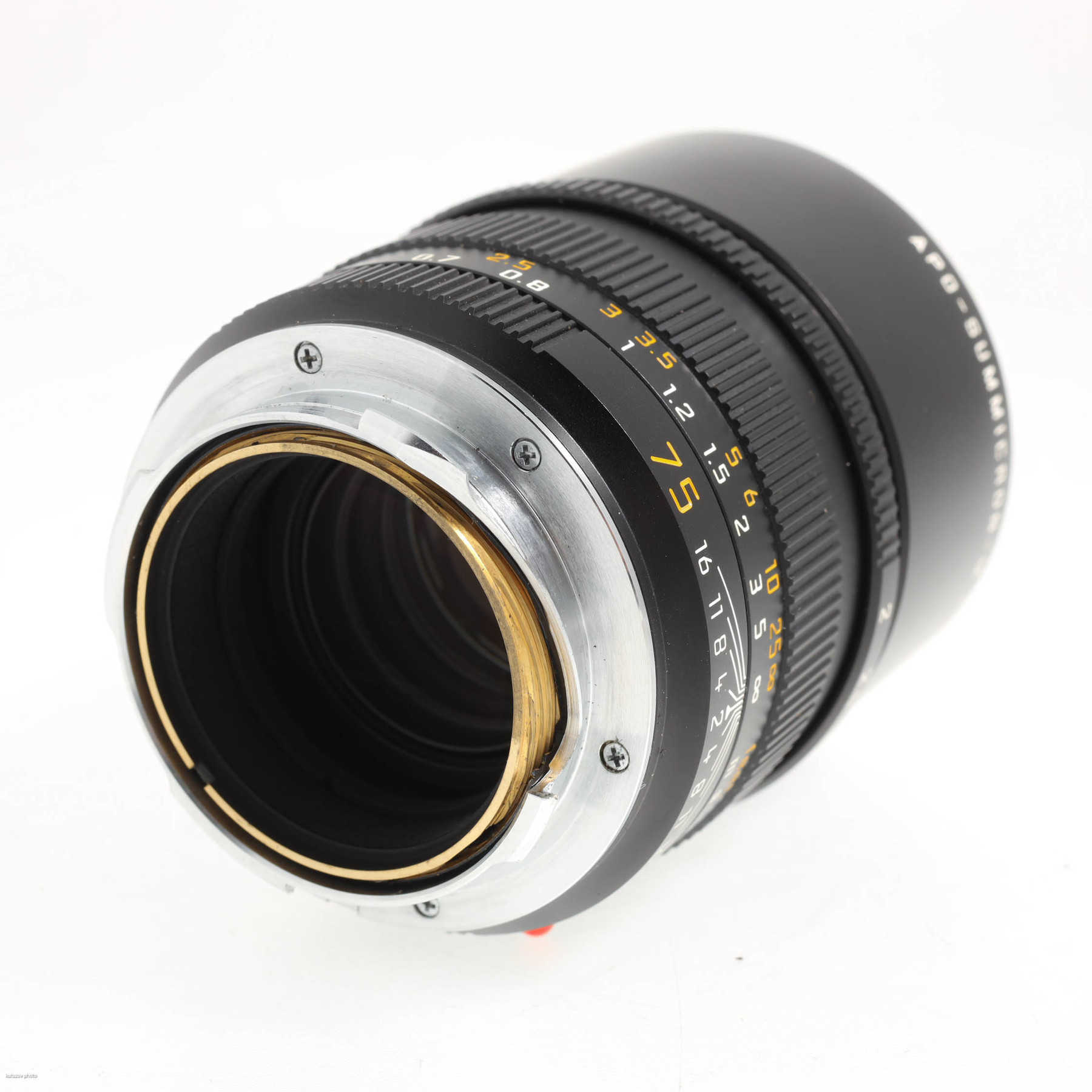 Leica 75mm f/2 Apo-Summicron-M ASPH black Leica 75mm f/2 Apo-Summicron-M ASPH black