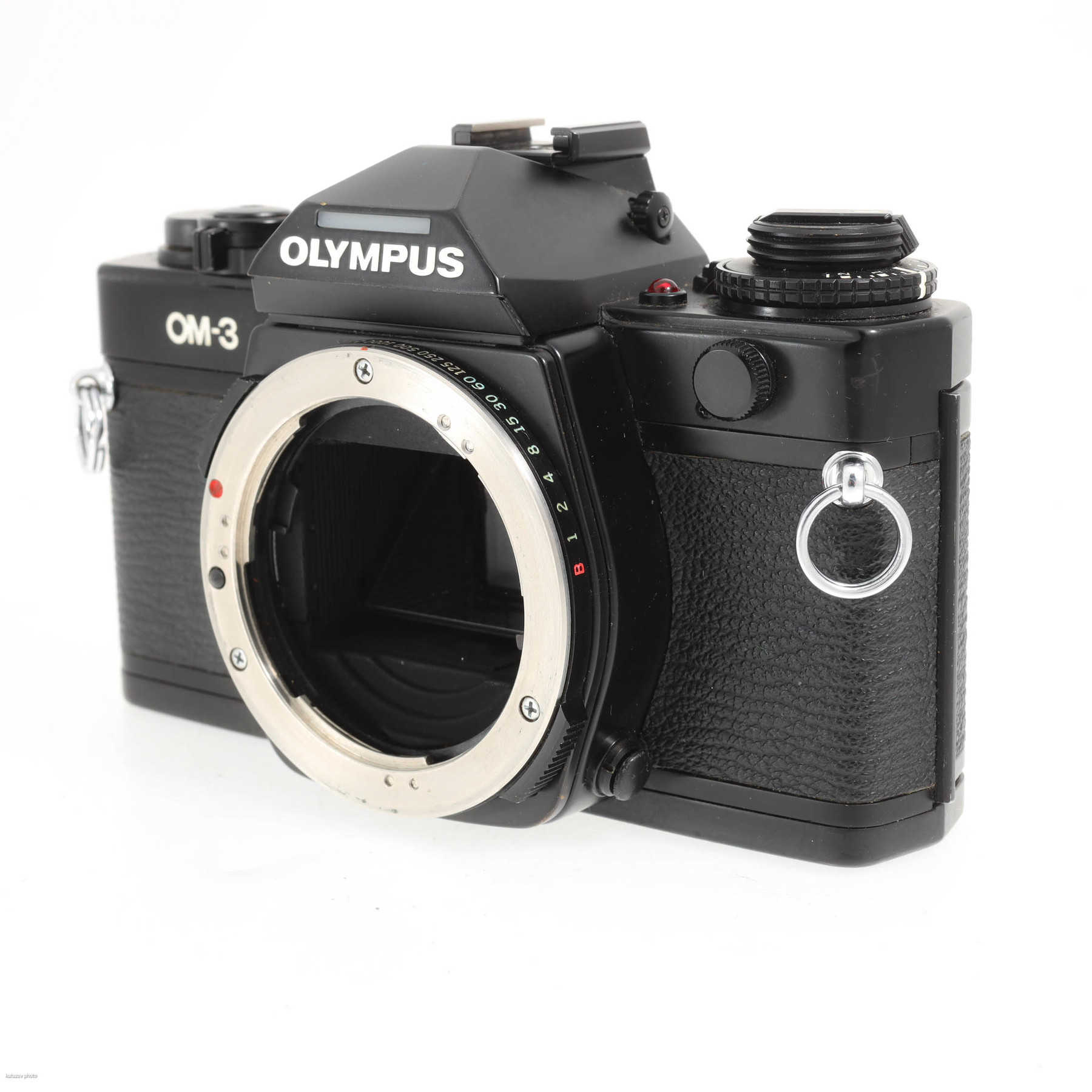 Olympus OM-3 с объективом 50mm f/1.8 F.Zuiko Auto-S Olympus OM-3 с объективом 50mm f/1.8 F.Zuiko Auto-S