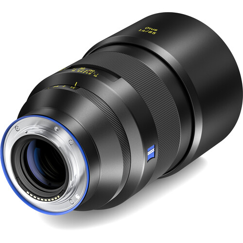 Zeiss 85mm f/1.4 Otus ML (Sony E) Zeiss 85mm f/1.4 Otus ML (Sony E)