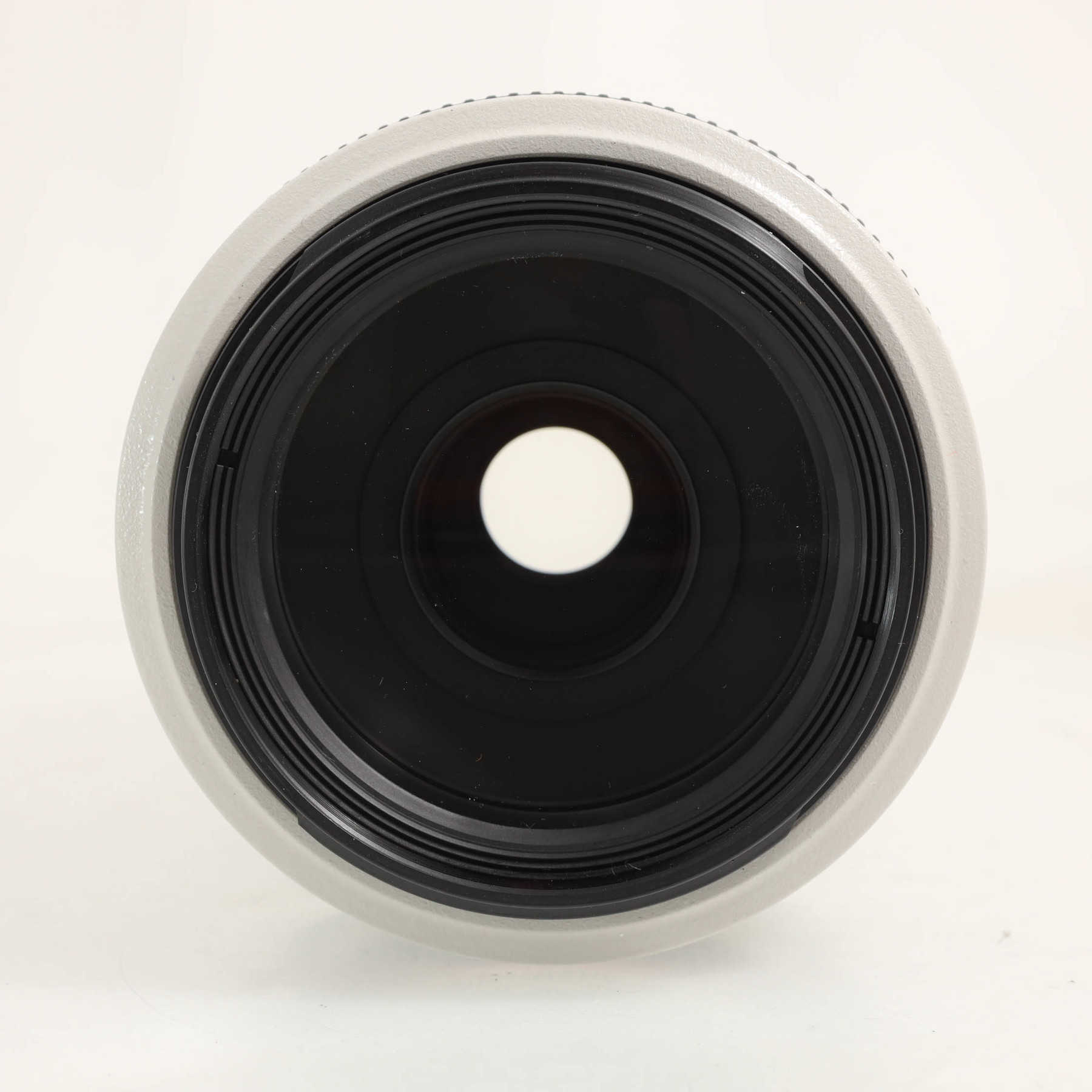 Canon EF 70-300mm f/4-5.6 L IS USM Canon EF 70-300mm f/4-5.6 L IS USM