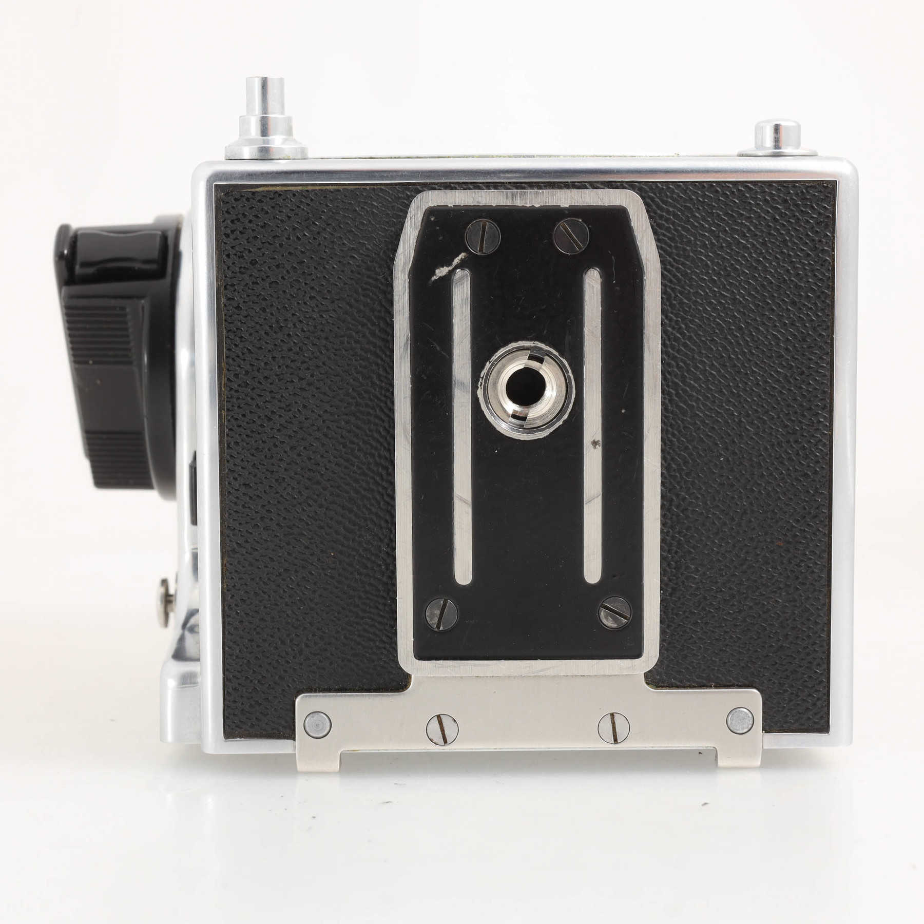 Hasselblad 500C/M с объективом CF 80mm f/2.8 T* Planar и кассетой А12 Hasselblad 500C/M с объективом CF 80mm f/2.8 T* Planar и кассетой А12