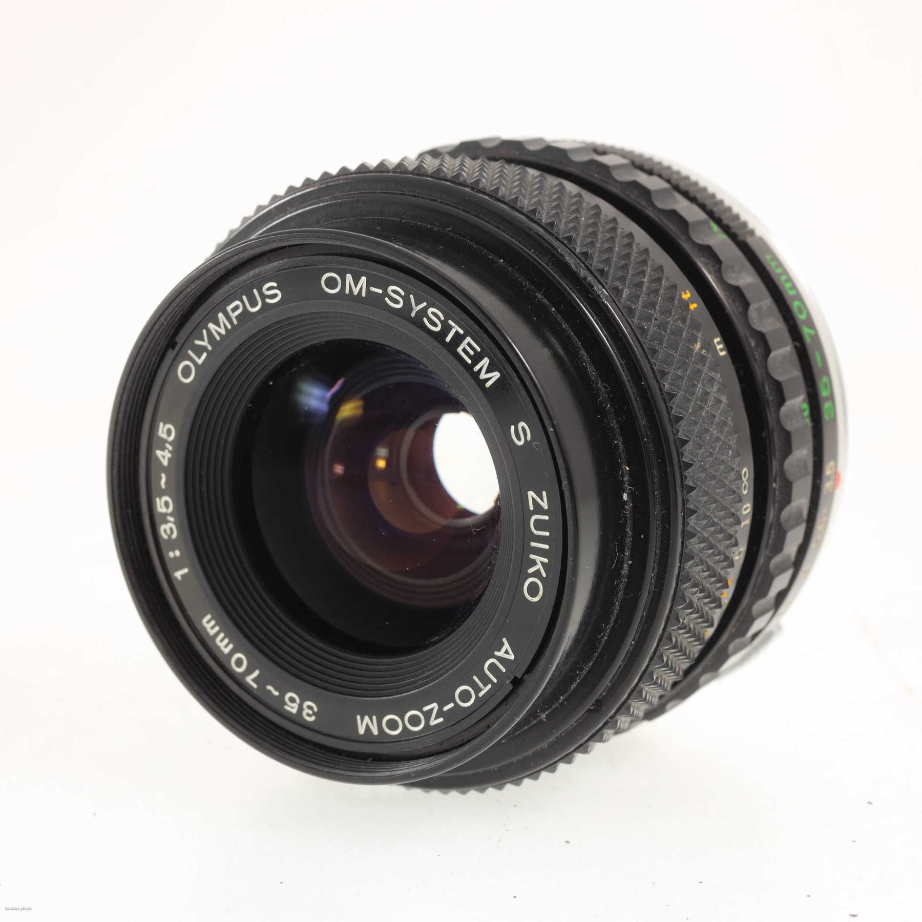 Olympus OM2000 с объективом 35-70mm f/3.5-4.5 Zuiko S Olympus OM2000 с объективом 35-70mm f/3.5-4.5 Zuiko S