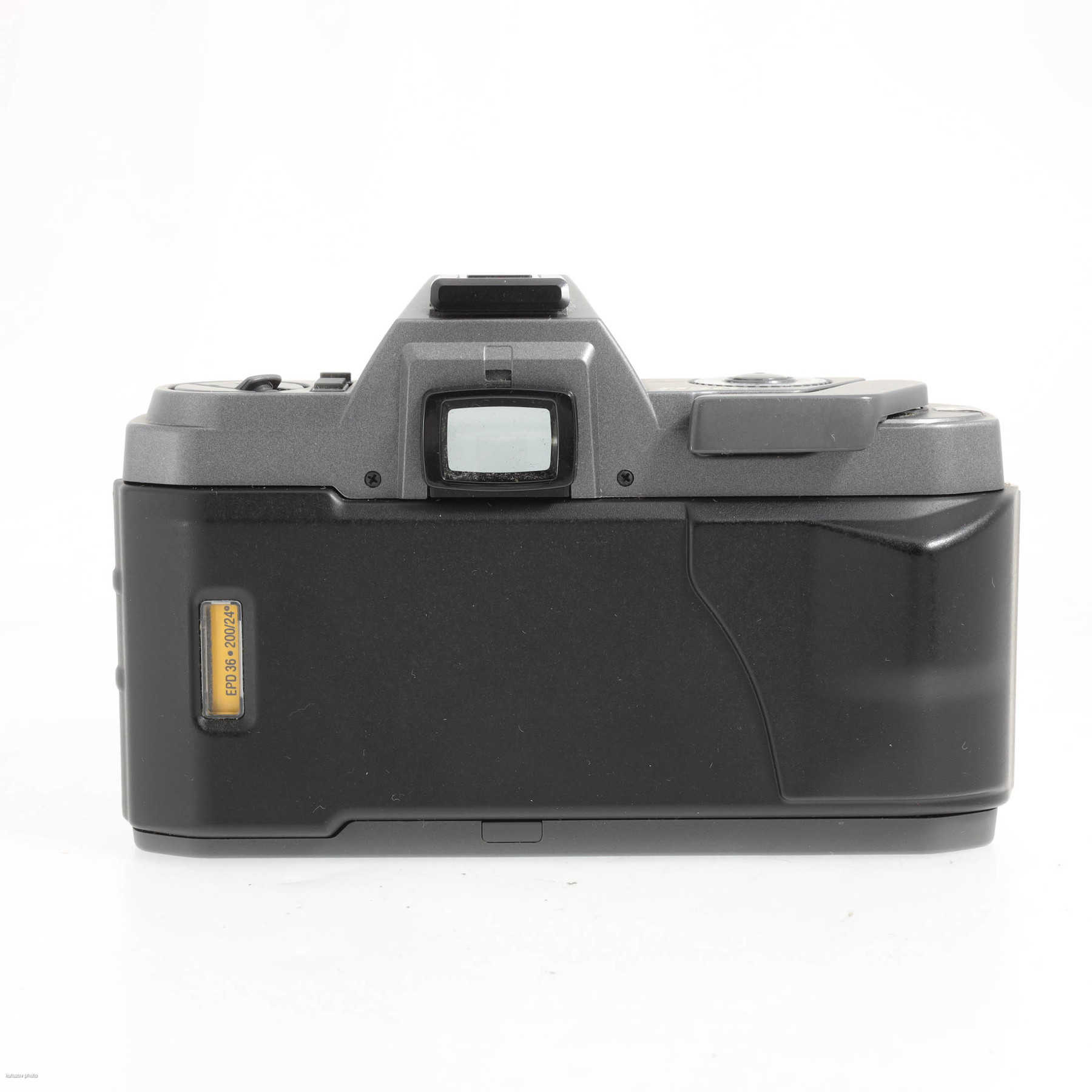 Pentax P30t с объективом 50mm f/1.7 SMC Pentax-A Pentax P30t с объективом 50mm f/1.7 SMC Pentax-A