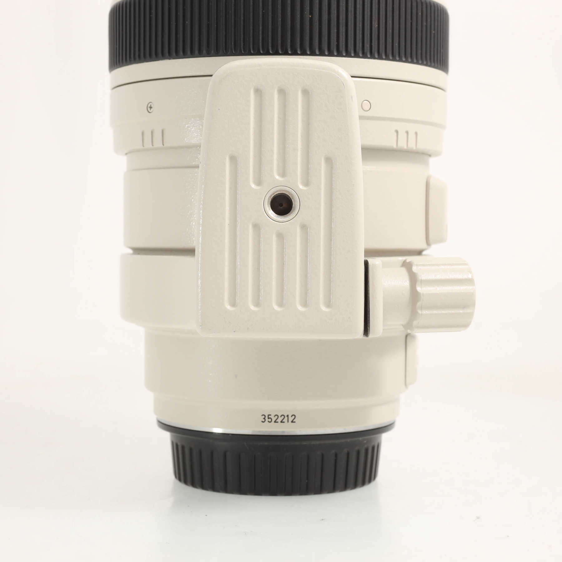 Canon EF 100-400mm f/4.5-5.6 L IS USM Canon EF 100-400mm f/4.5-5.6 L IS USM