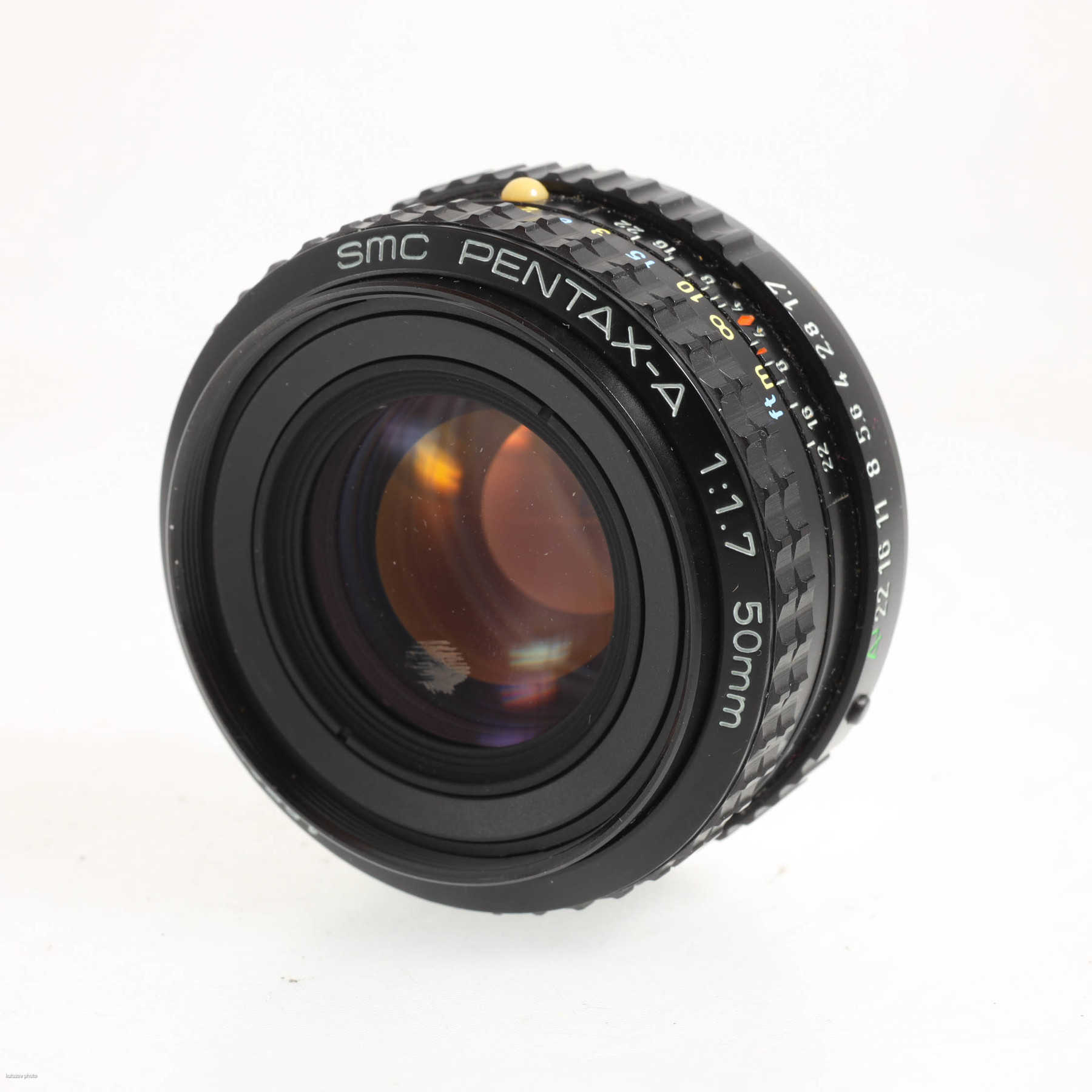 Pentax P30t с объективом 50mm f/1.7 SMC Pentax-A Pentax P30t с объективом 50mm f/1.7 SMC Pentax-A