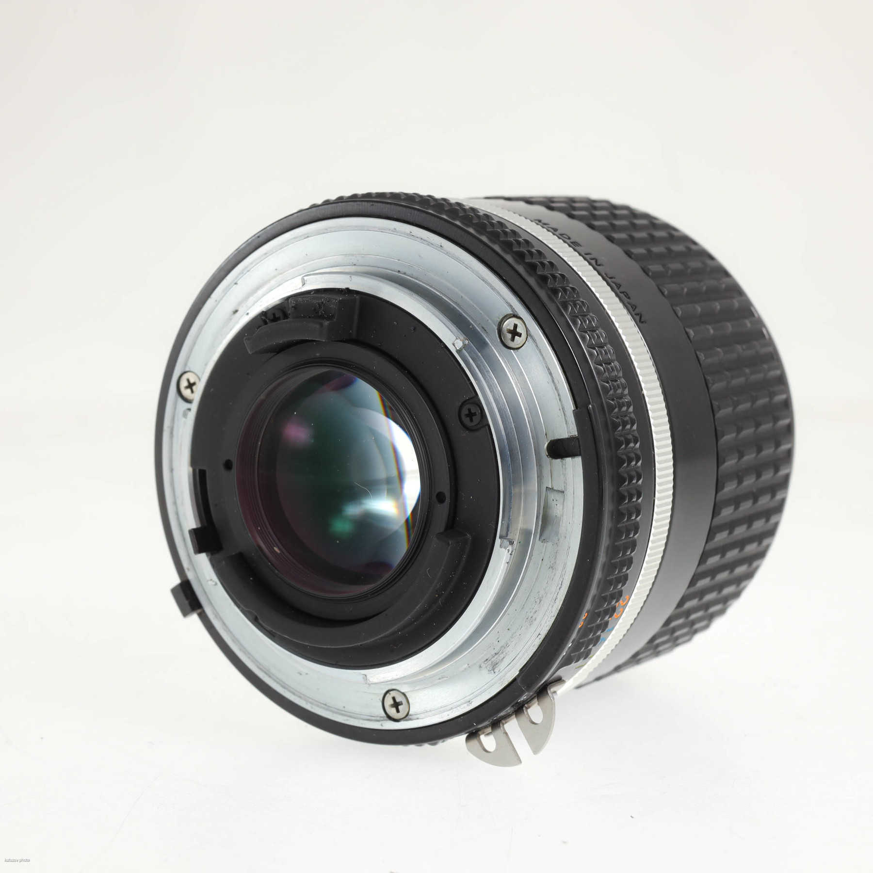 Nikon 28mm f/2 Ai-S Nikkor Nikon 28mm f/2 Ai-S Nikkor