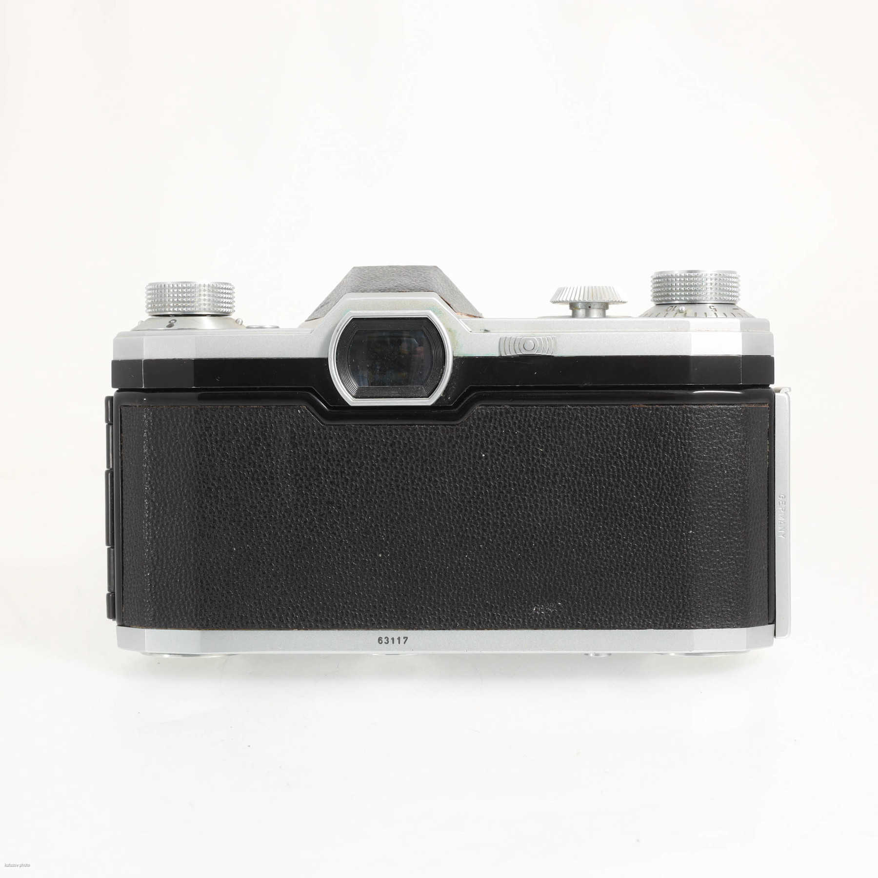 Carl Zeiss Jena (ГДР) Contax D с объективом 50mm f/2.8 T Carl Zeiss Jena Tessar Carl Zeiss Jena (ГДР) Contax D с объективом 50mm f/2.8 T Carl Zeiss Jena Tessar