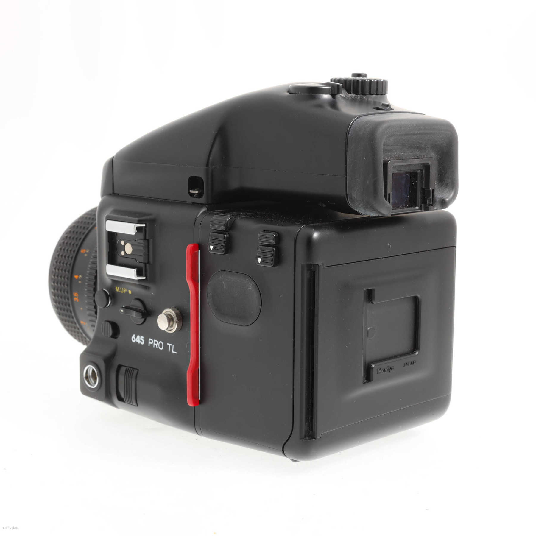 Mamiya 645 Pro TL с объективом 80mm f/2.8 Sekor-C Mamiya 645 Pro TL с объективом 80mm f/2.8 Sekor-C