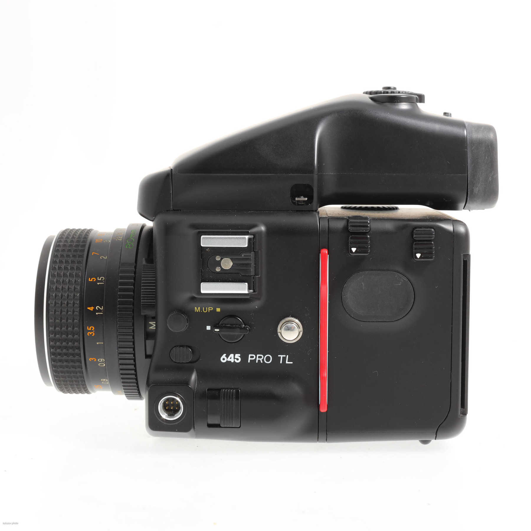 Mamiya 645 Pro TL с объективом 80mm f/2.8 Sekor-C Mamiya 645 Pro TL с объективом 80mm f/2.8 Sekor-C