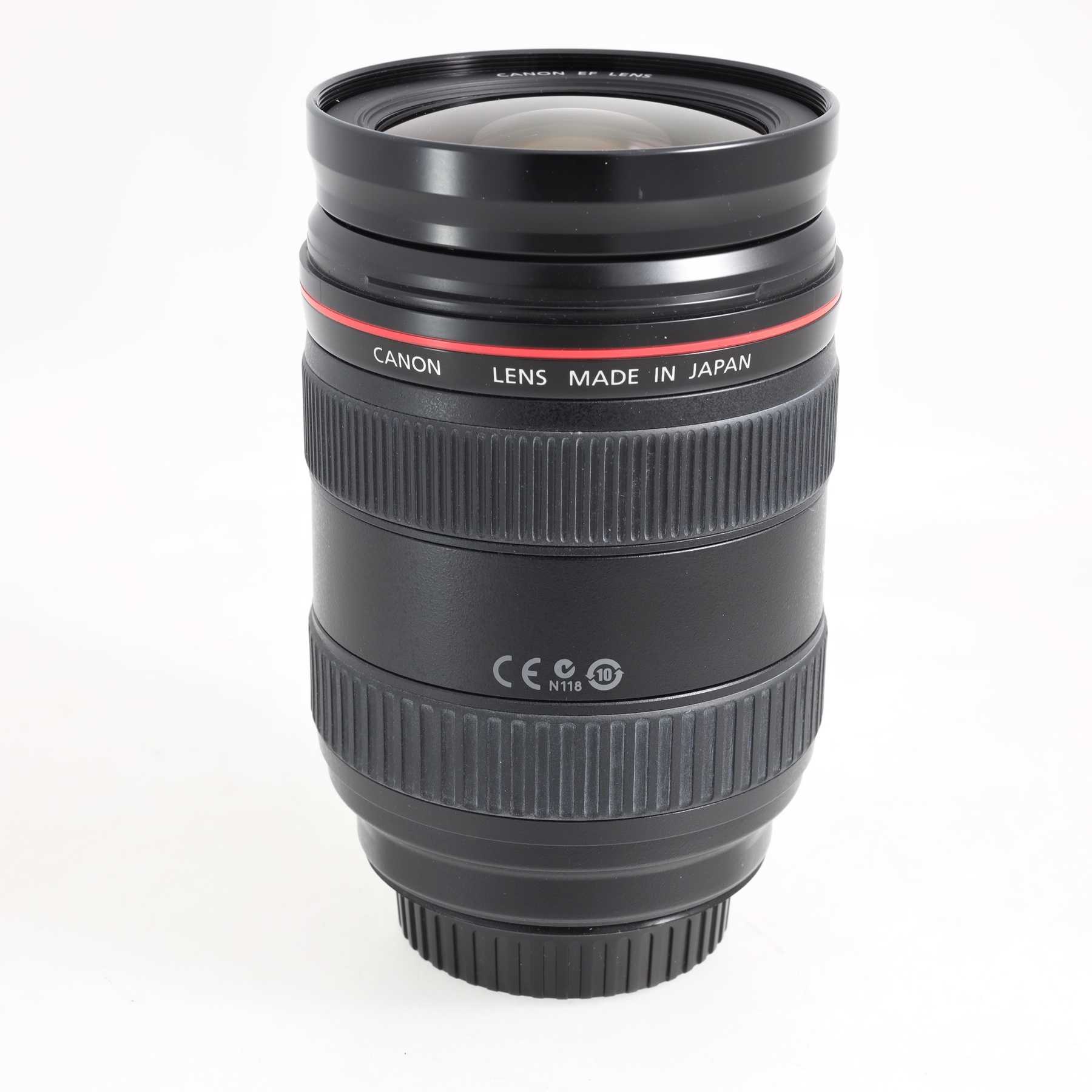 Canon EF 24-70mm f/2.8 L USM Canon EF 24-70mm f/2.8 L USM