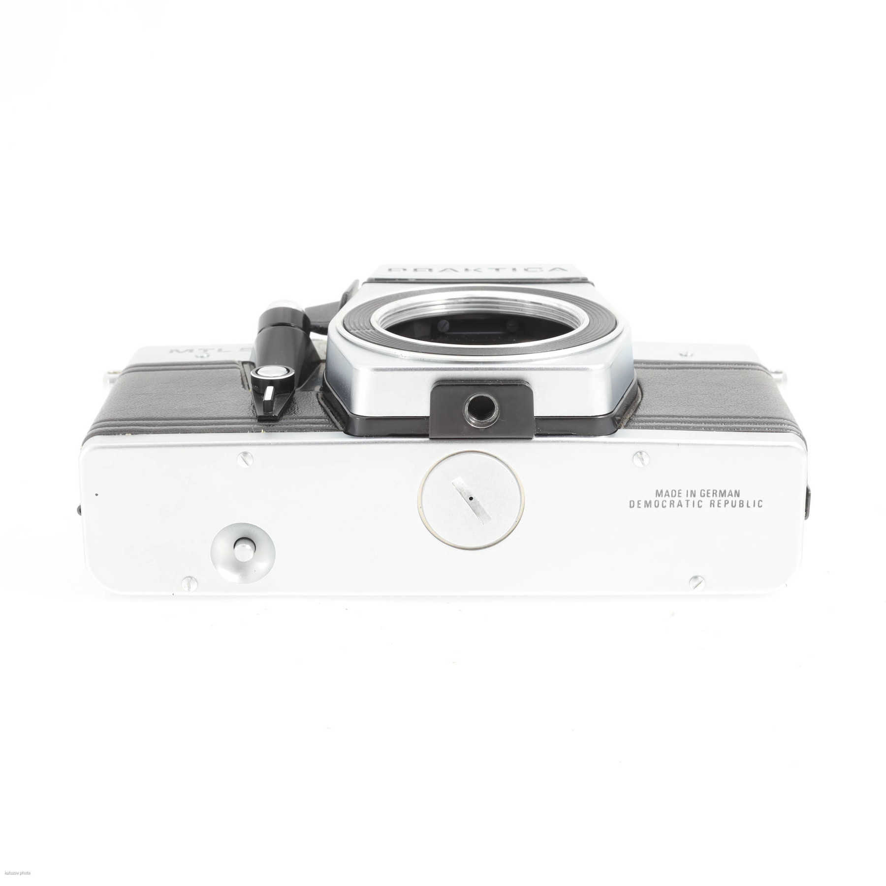 Pentacon Praktica MTL 5 B с объективом 50mm f/1.8 Carl Zeiss Jena Pancolar MC auto Pentacon Praktica MTL 5 B с объективом 50mm f/1.8 Carl Zeiss Jena Pancolar MC auto