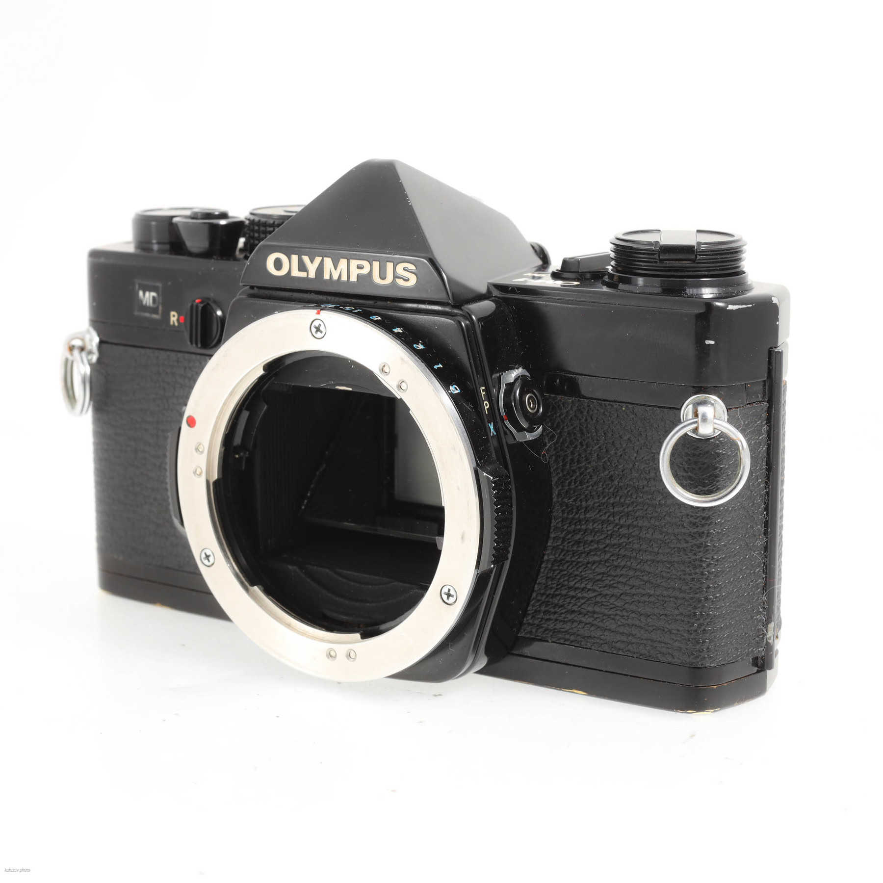 Olympus OM-1 с объективом 50mm f/1.4 G.Zuiko Auto-S Olympus OM-1 с объективом 50mm f/1.4 G.Zuiko Auto-S