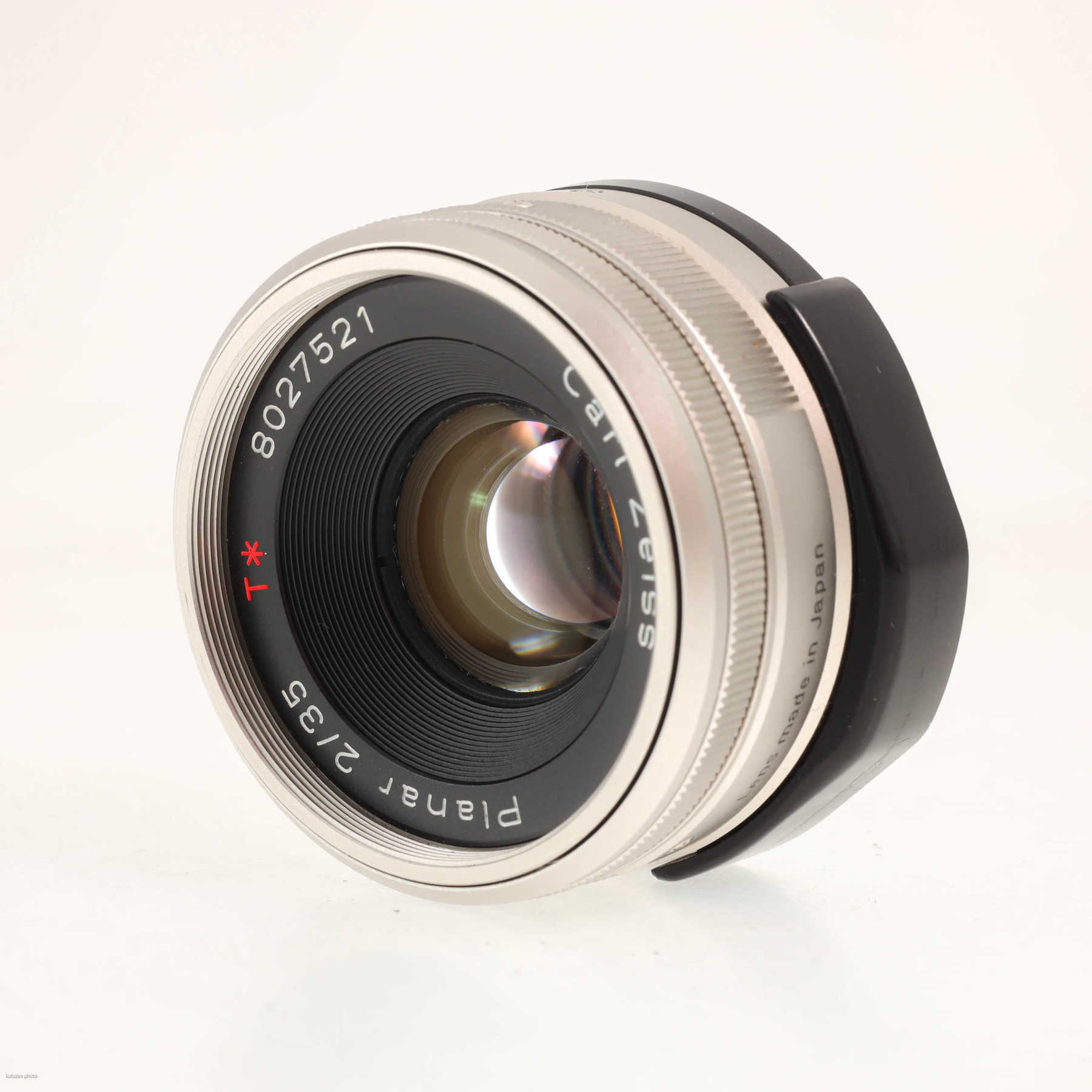 Contax G2 silver с объективом 35mm f/2 T* Carl Zeiss Planar Contax G2 silver с объективом 35mm f/2 T* Carl Zeiss Planar