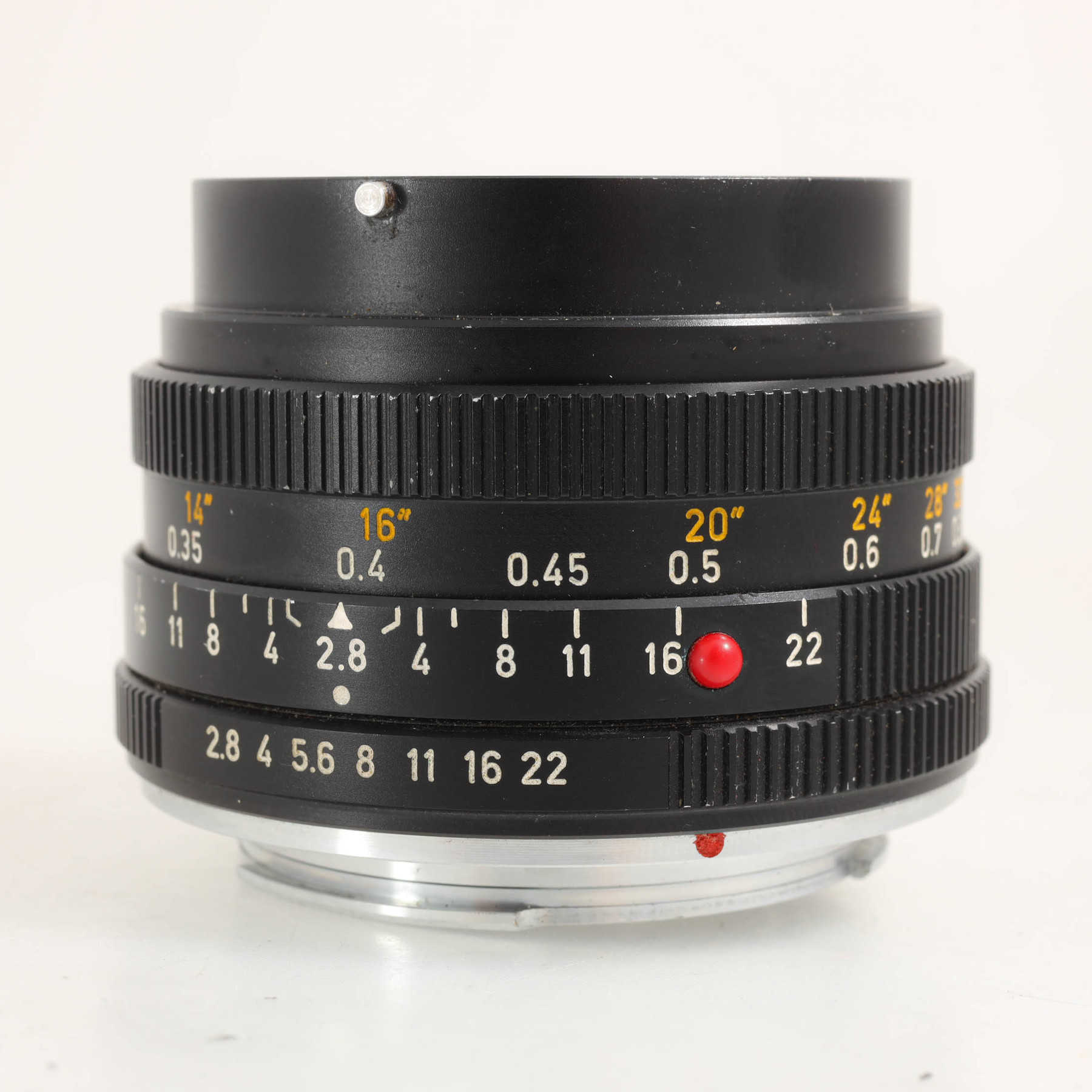 Leica 28mm f/2.8 Elmarit-R (I) Leica 28mm f/2.8 Elmarit-R (I)