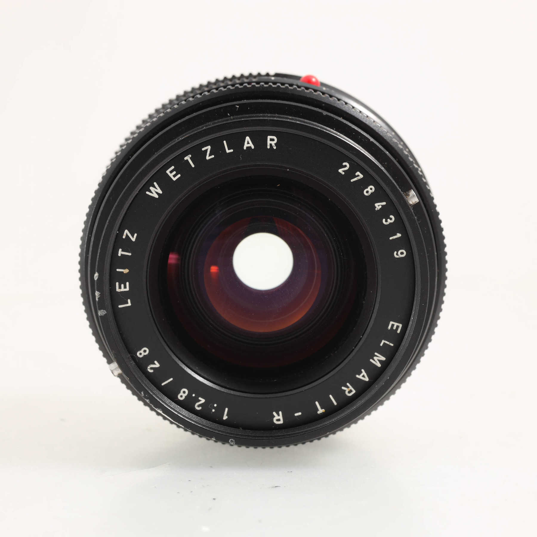 Leica 28mm f/2.8 Elmarit-R (I) Leica 28mm f/2.8 Elmarit-R (I)