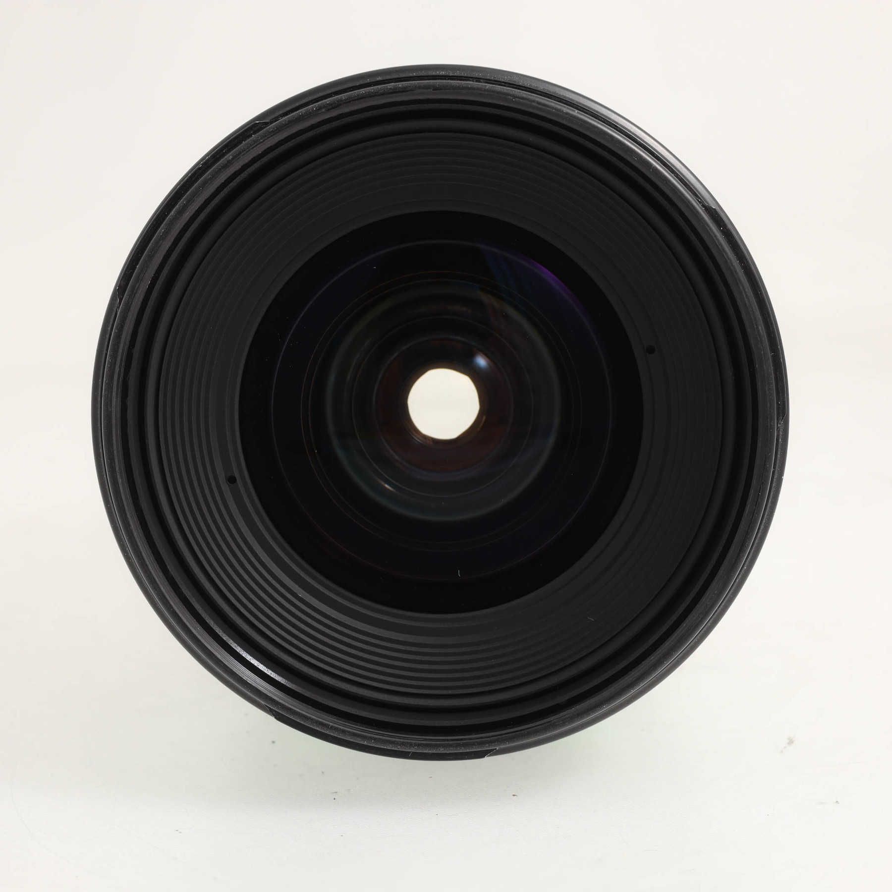 Canon EF 20-35mm f/2.8 L Canon EF 20-35mm f/2.8 L