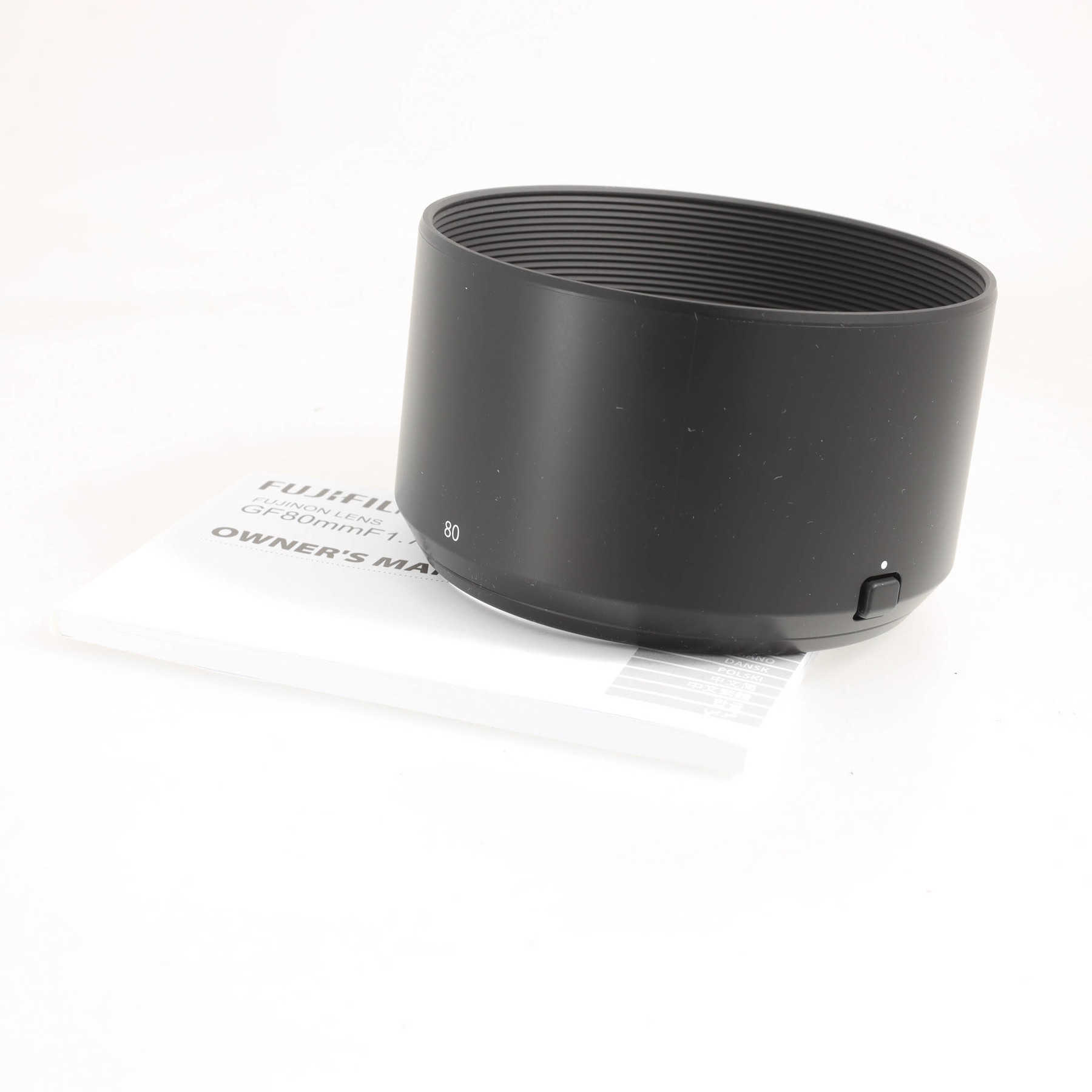 Fujifilm GF 80mm f/1.7 R WR Fujifilm GF 80mm f/1.7 R WR
