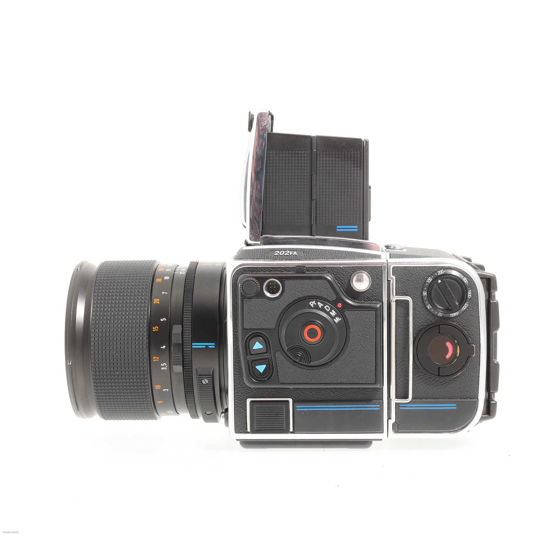 Hasselblad 202FA с объективом F 150mm f/2.8 T* Carl Zeiss Sonnar Hasselblad 202FA с объективом F 150mm f/2.8 T* Carl Zeiss Sonnar