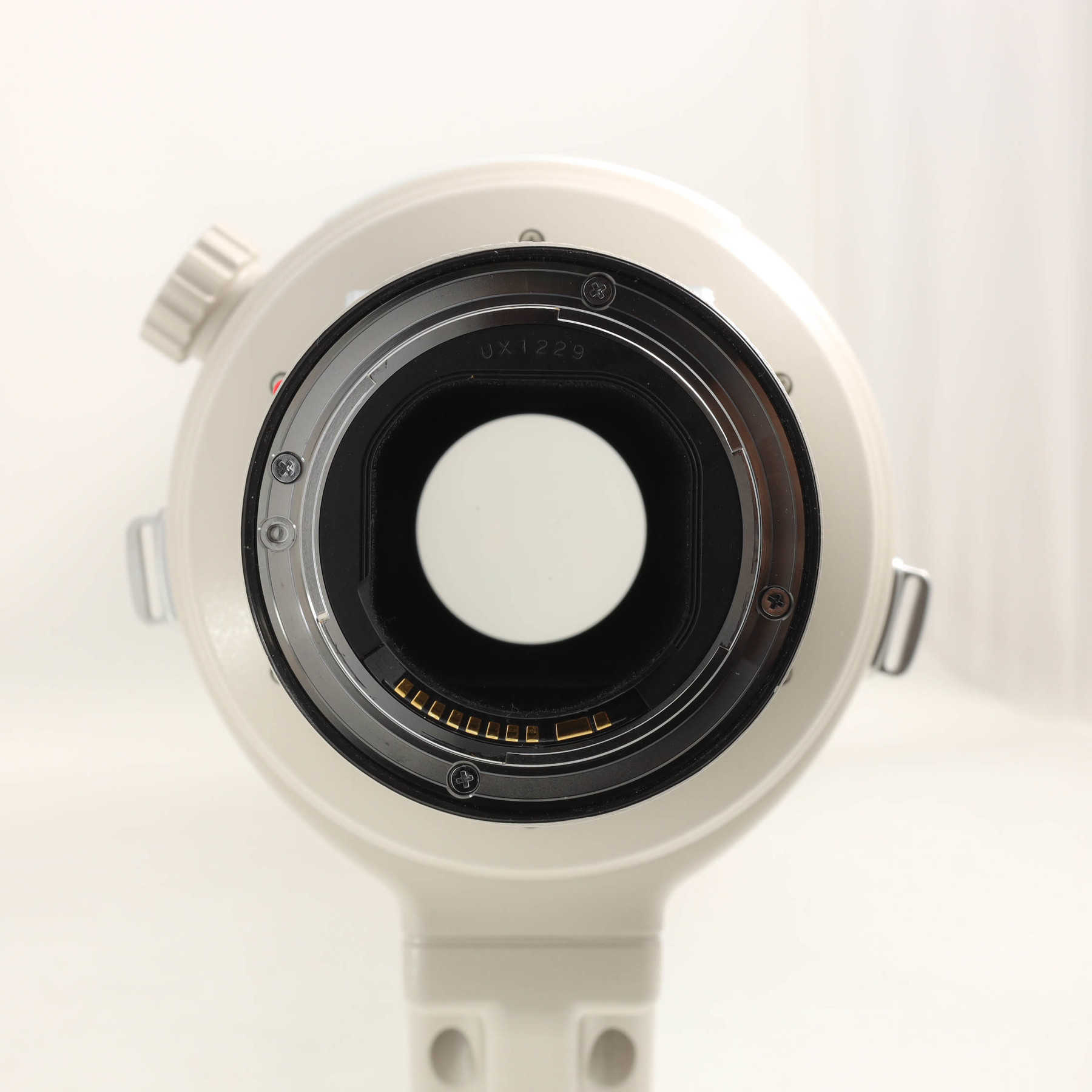 Canon EF 600mm f/4 L IS USM Canon EF 600mm f/4 L IS USM