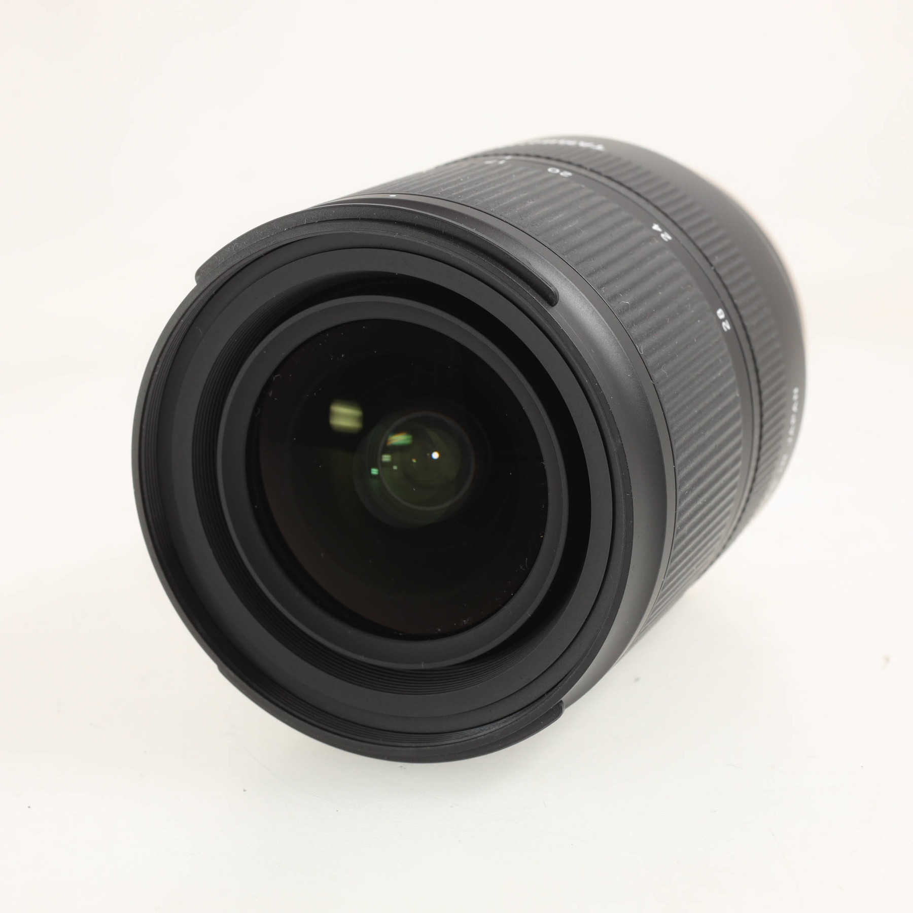 Tamron 17-28mm f/2.8 Di III RXD (Sony E) Tamron 17-28mm f/2.8 Di III RXD (Sony E)