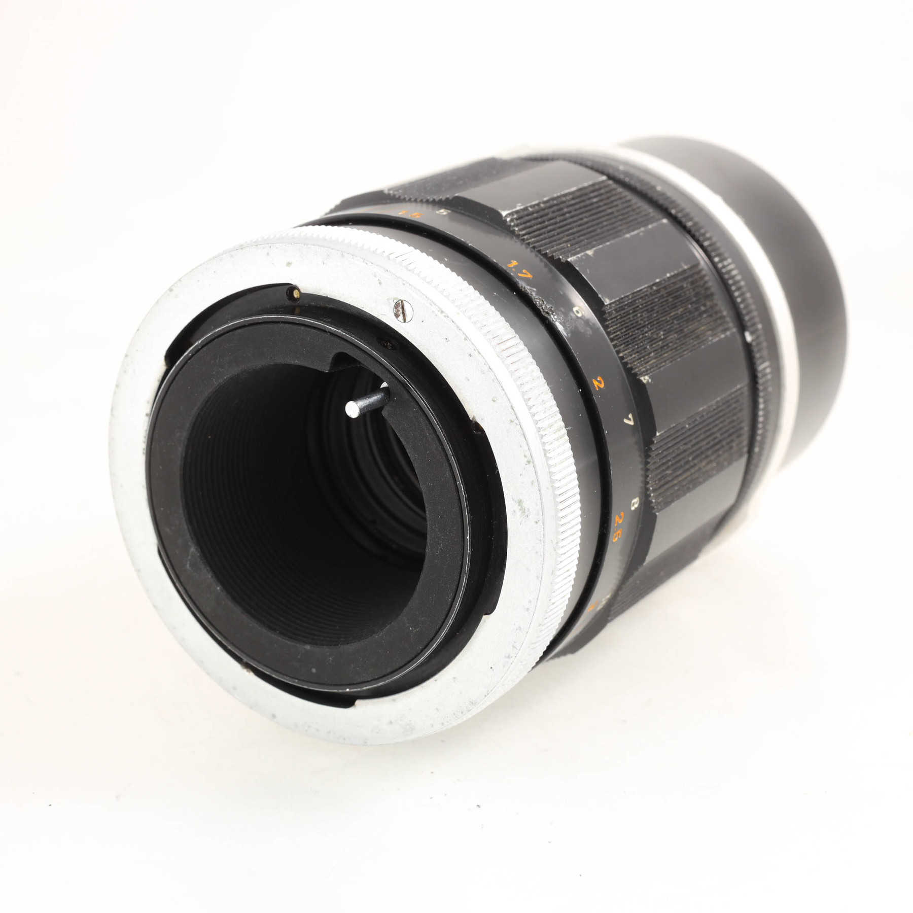 Canon 135mm f/2.5 Canon 135mm f/2.5