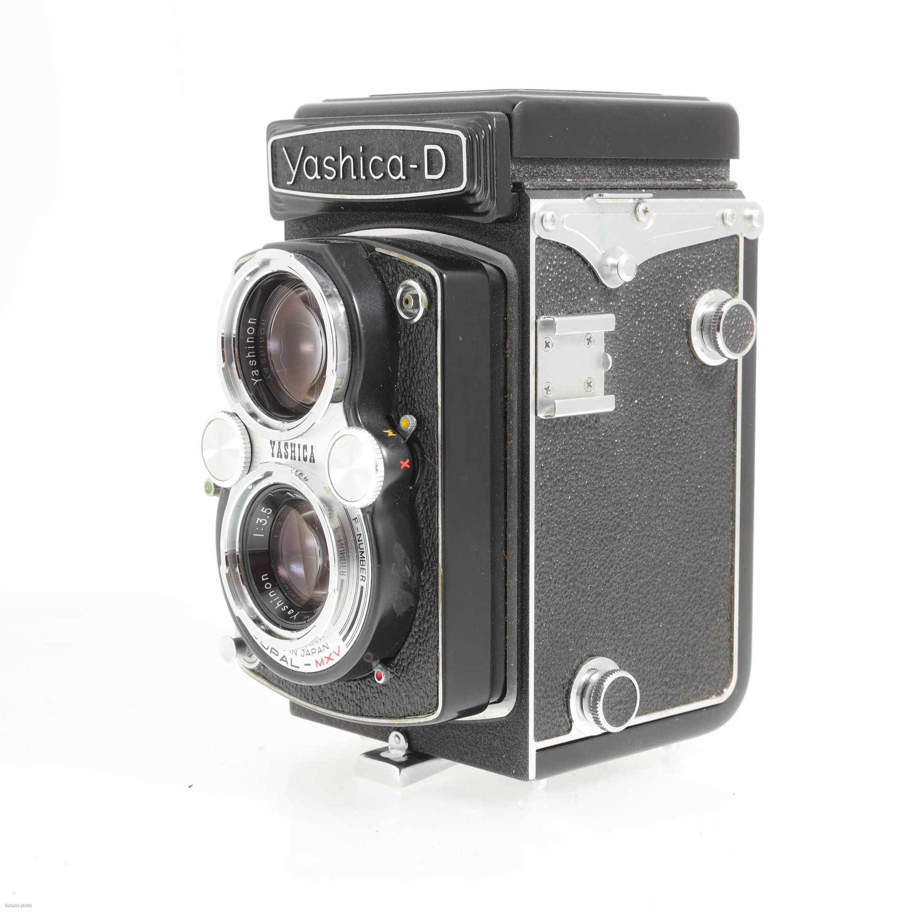 Yashica D Yashica D