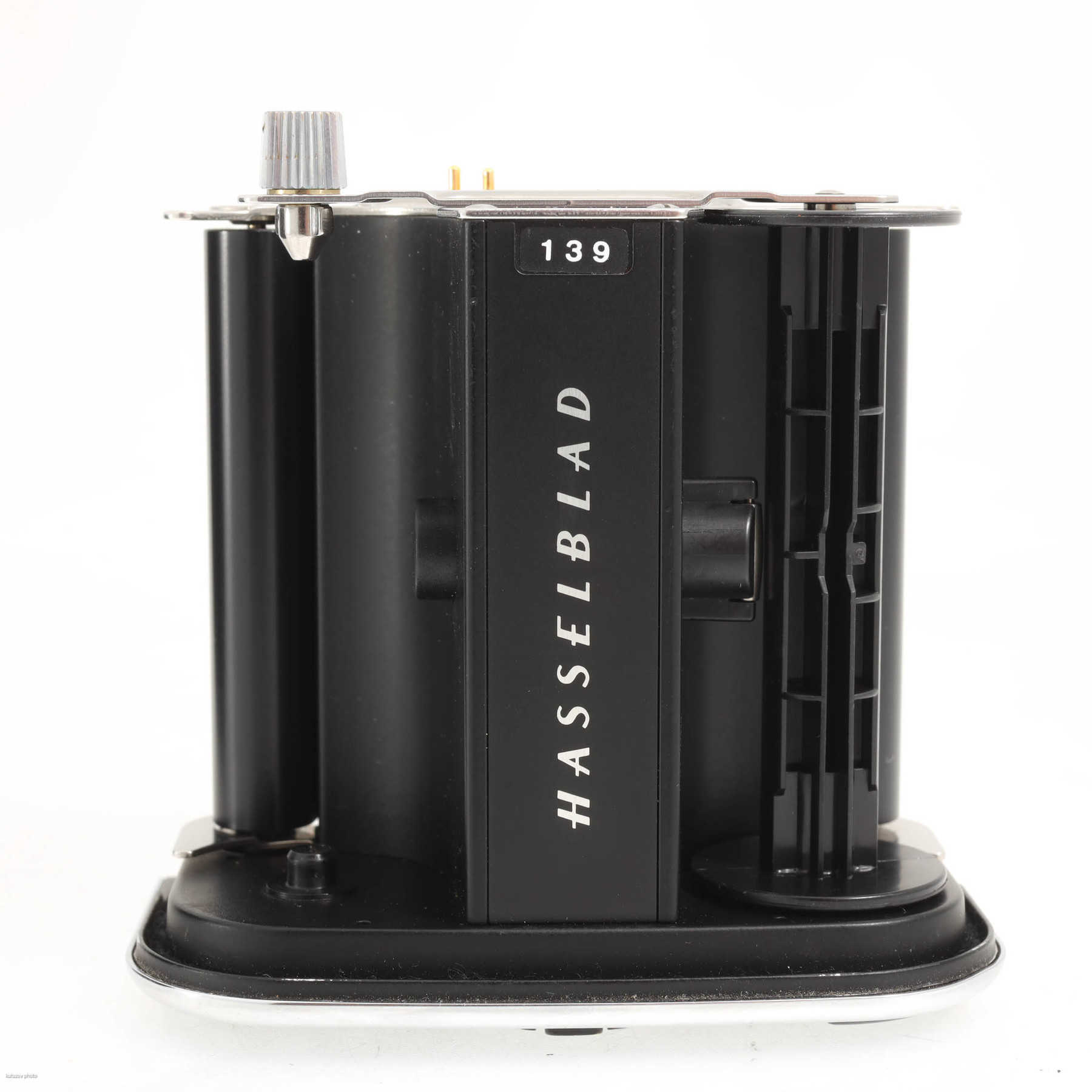 Hasselblad 202FA с объективом F 150mm f/2.8 T* Carl Zeiss Sonnar Hasselblad 202FA с объективом F 150mm f/2.8 T* Carl Zeiss Sonnar
