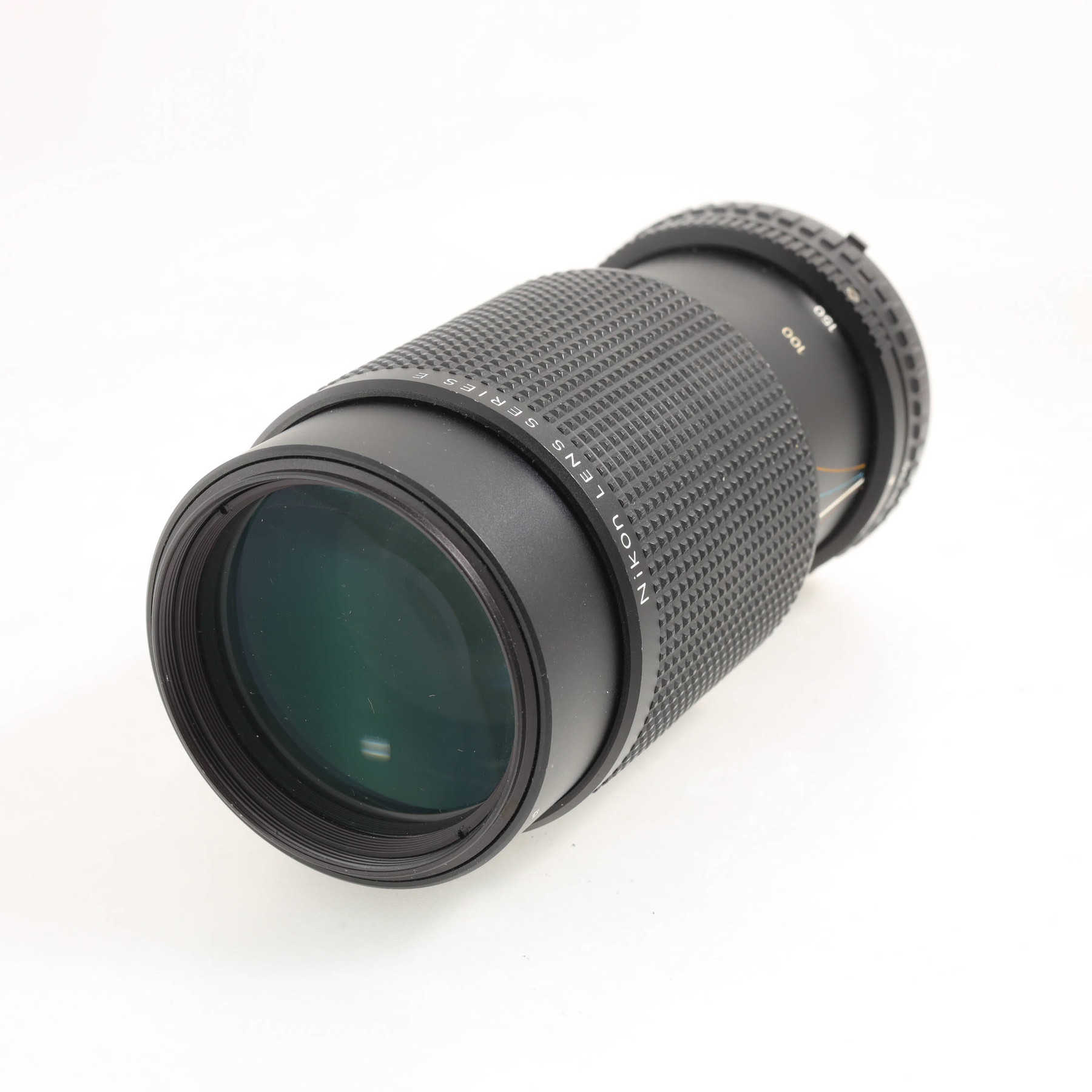 Nikon 75-150mm f/2.5 Series E Nikon 75-150mm f/2.5 Series E