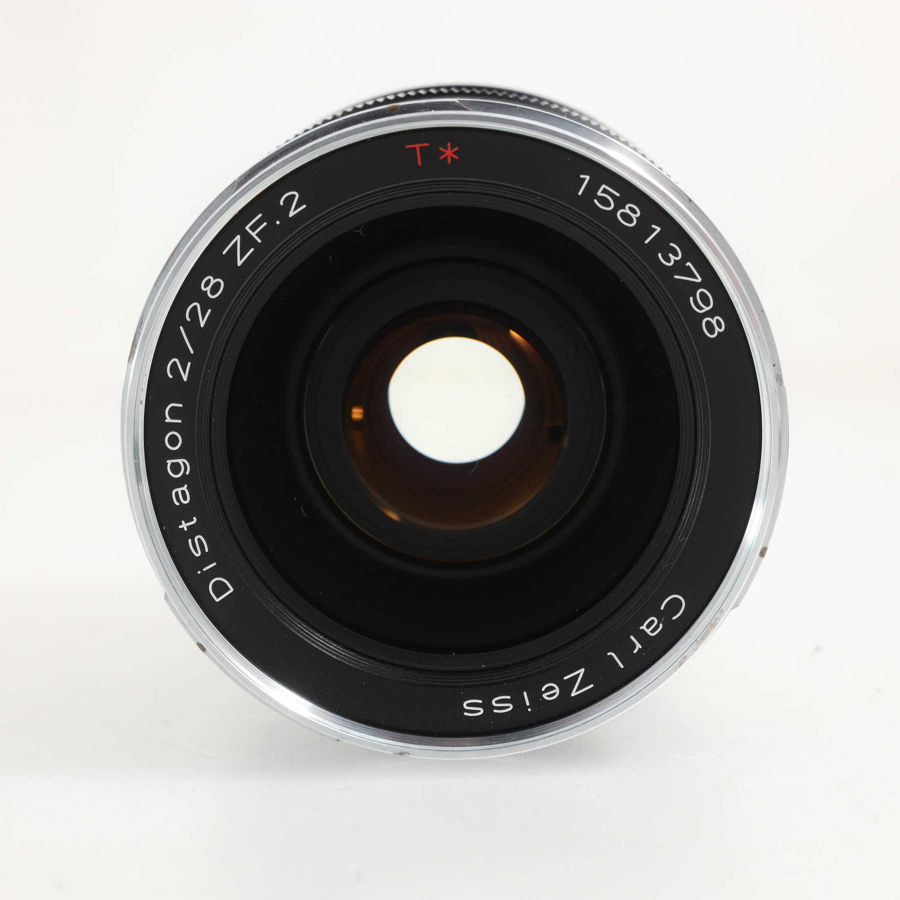 Zeiss 28mm f/2 Distagon T* ZF.2 Zeiss 28mm f/2 Distagon T* ZF.2