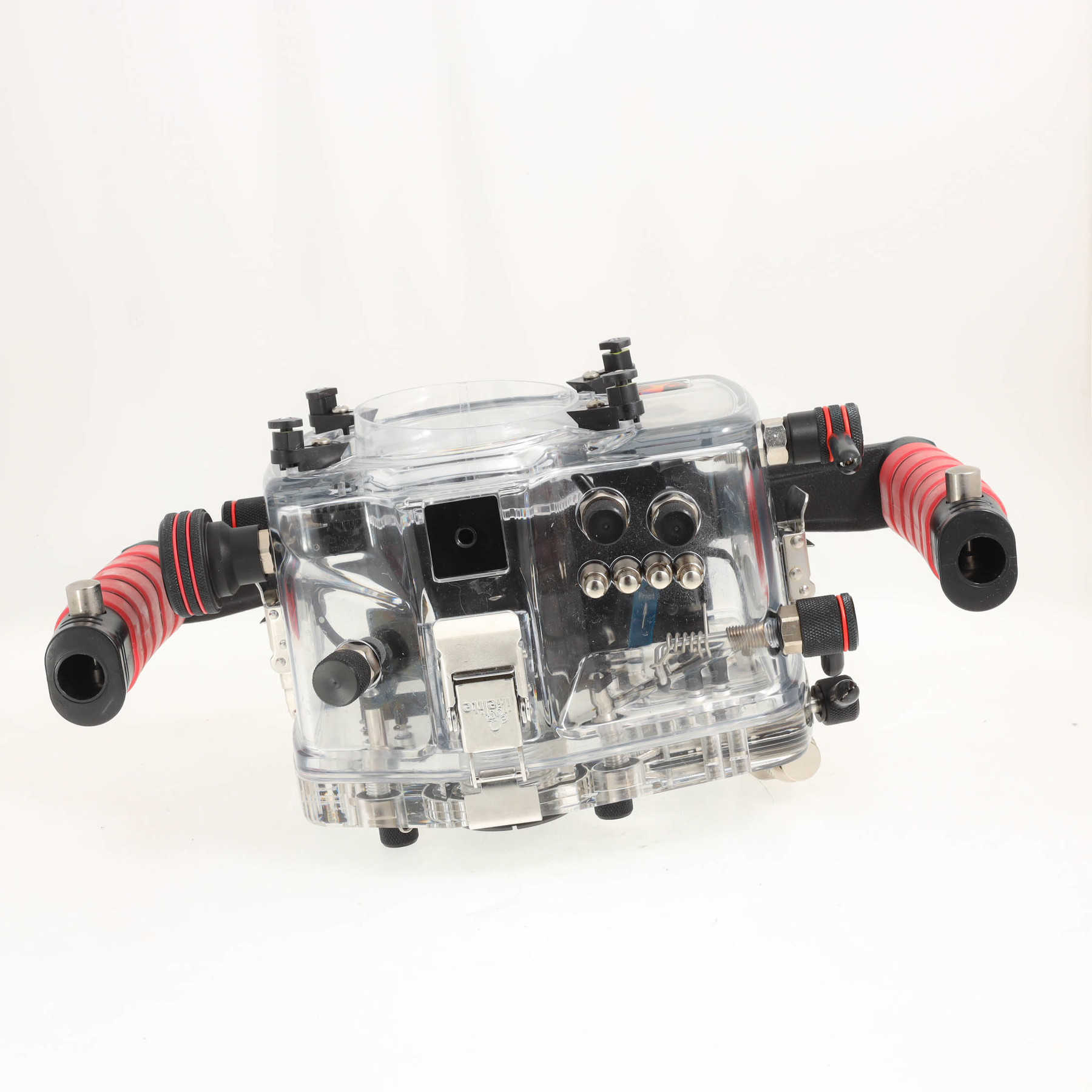 Ikelite подводный бокс для Canon 5D mkIII, 5DS, 5DSr в комплекте с осветителями Ikelite подводный бокс для Canon 5D mkIII, 5DS, 5DSr в комплекте с осветителями