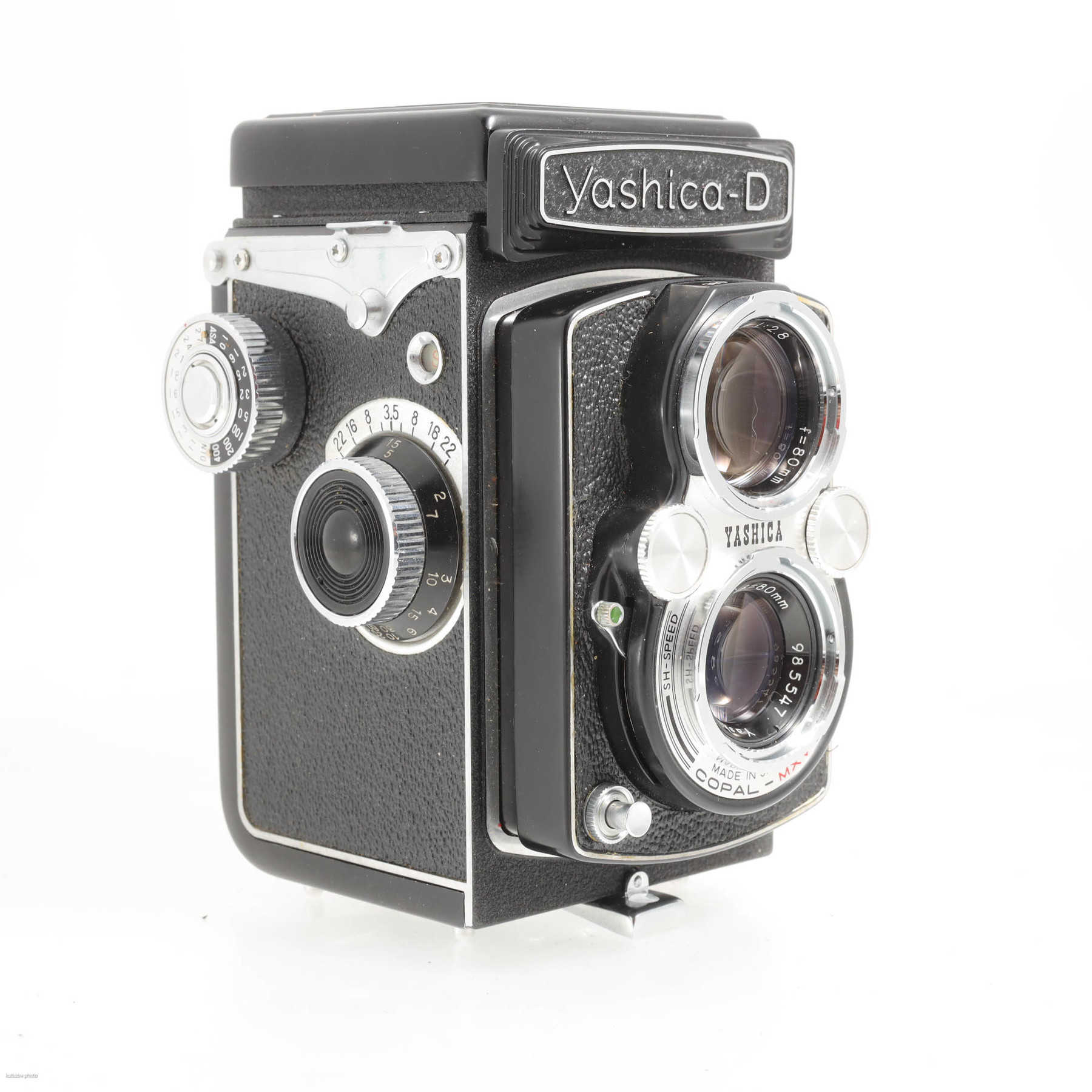 Yashica D Yashica D