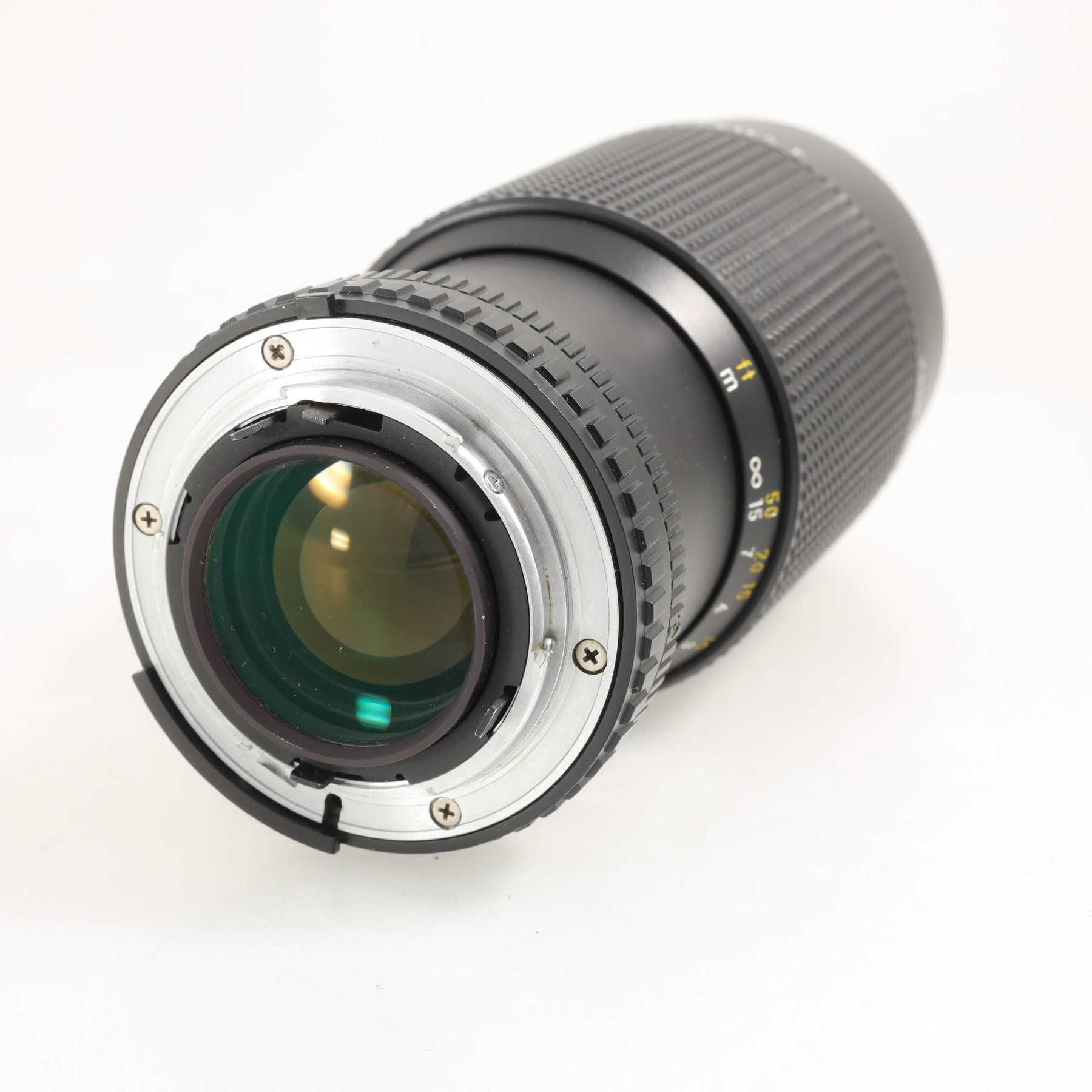 Nikon 75-150mm f/2.5 Series E Nikon 75-150mm f/2.5 Series E