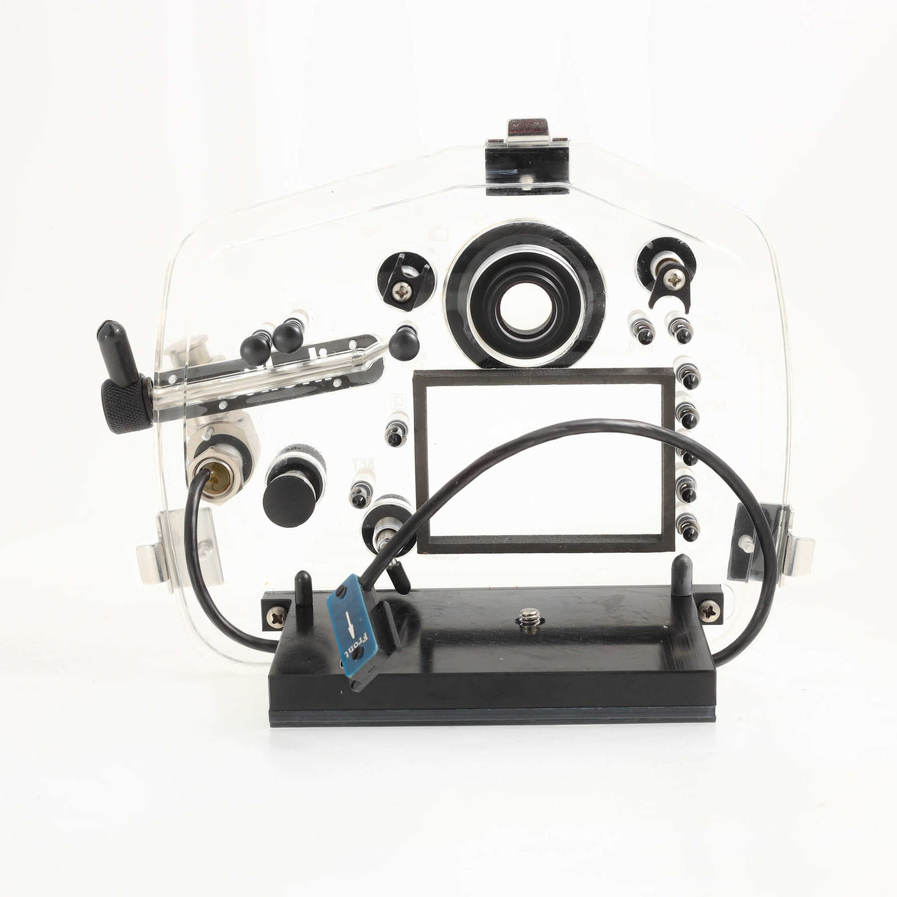 Ikelite подводный бокс для Canon 5D mkIII, 5DS, 5DSr в комплекте с осветителями Ikelite подводный бокс для Canon 5D mkIII, 5DS, 5DSr в комплекте с осветителями