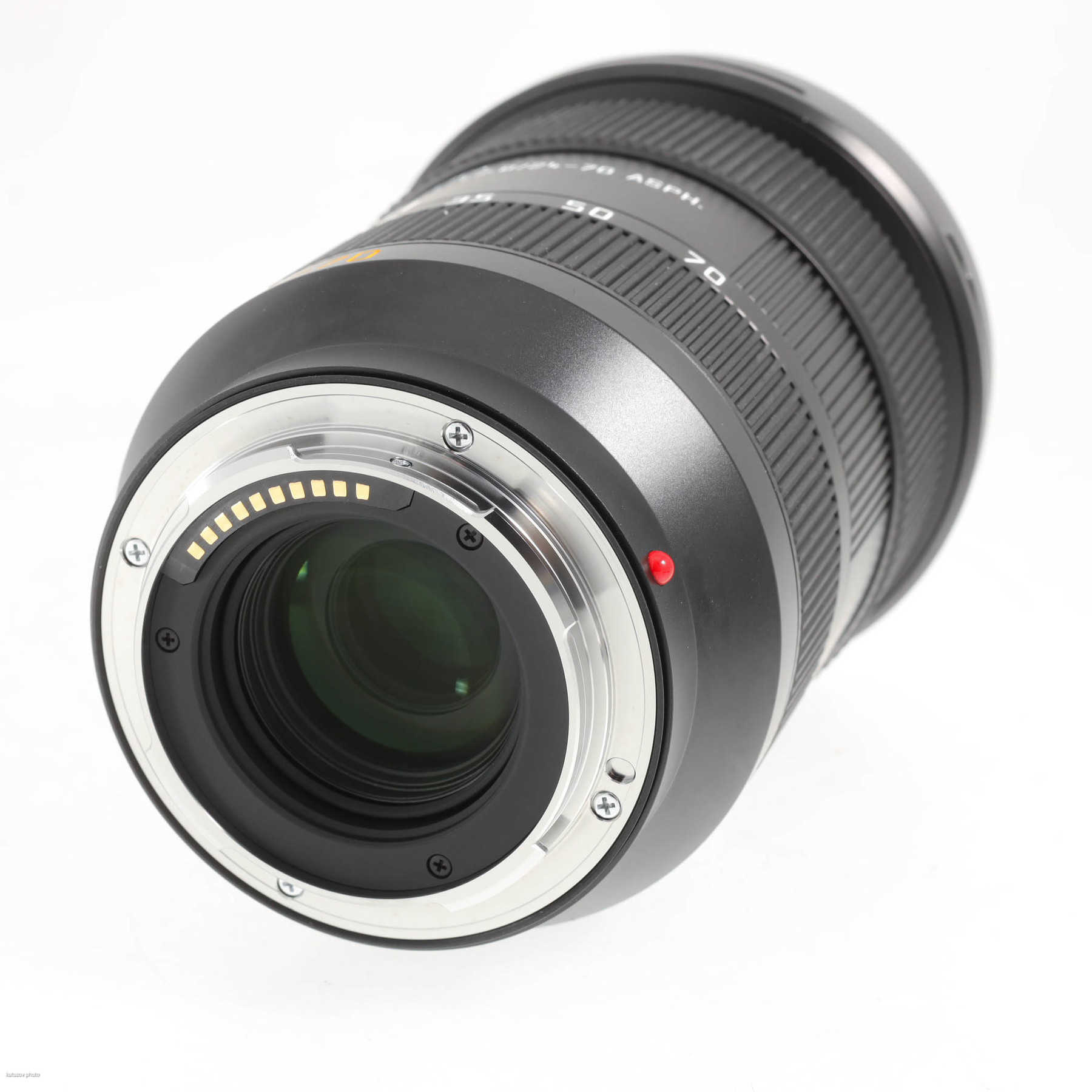 Leica Vario-Elmarit-SL 24-70mm f/2.8 ASPH black Leica Vario-Elmarit-SL 24-70mm f/2.8 ASPH black