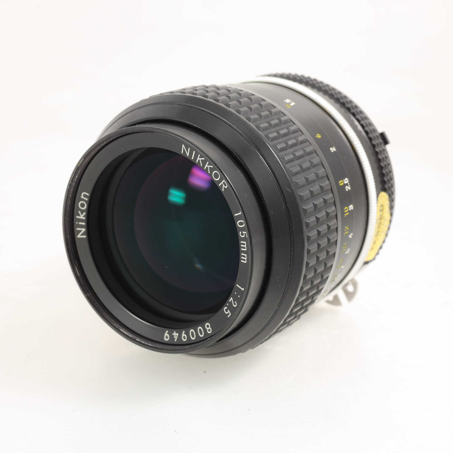 Nikon Ai Nikkor 105mm f/2.5 Nikon Ai Nikkor 105mm f/2.5