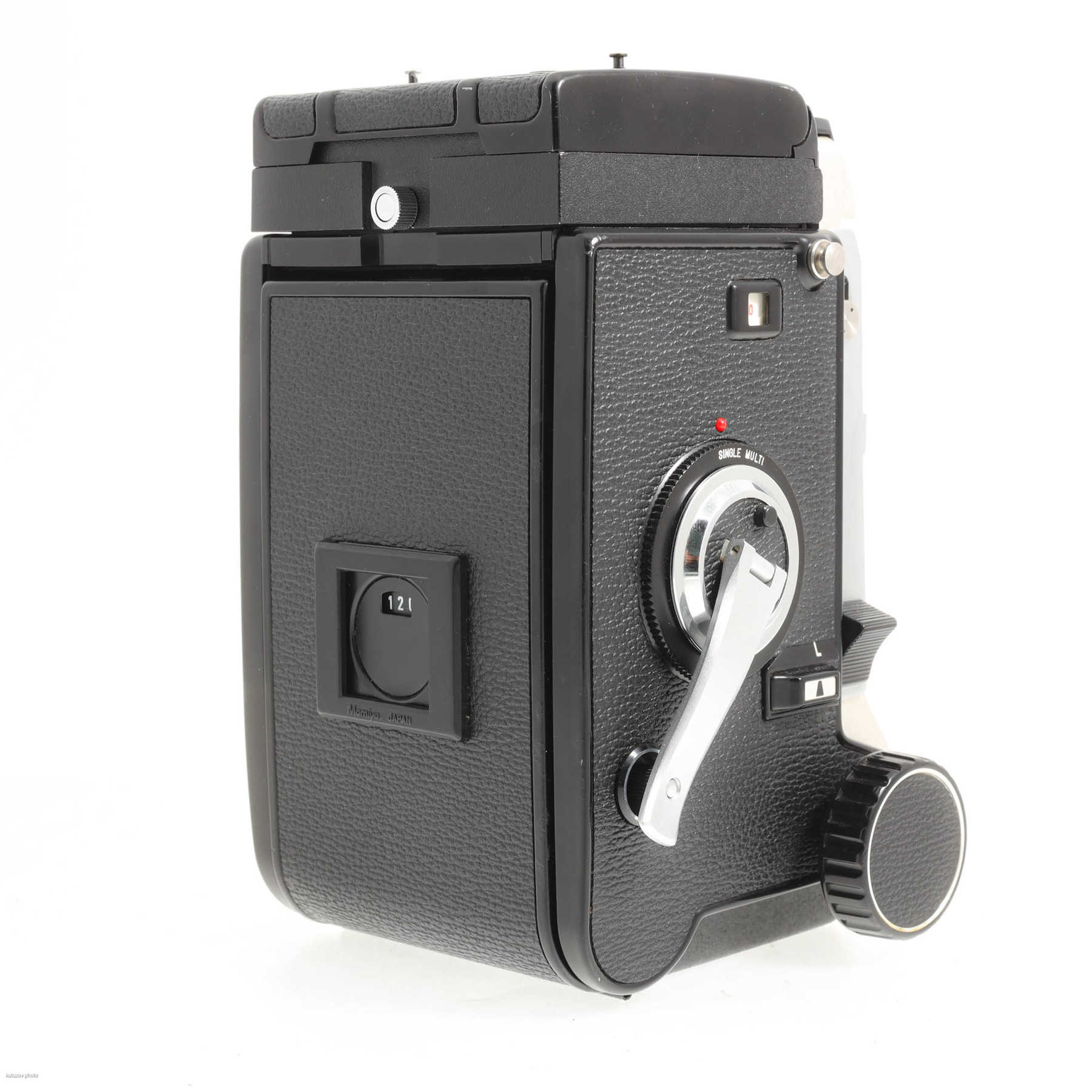 Mamiya С330 Professional S с объективом 80mm f/2.8 Sekor-S Mamiya С330 Professional S с объективом 80mm f/2.8 Sekor-S