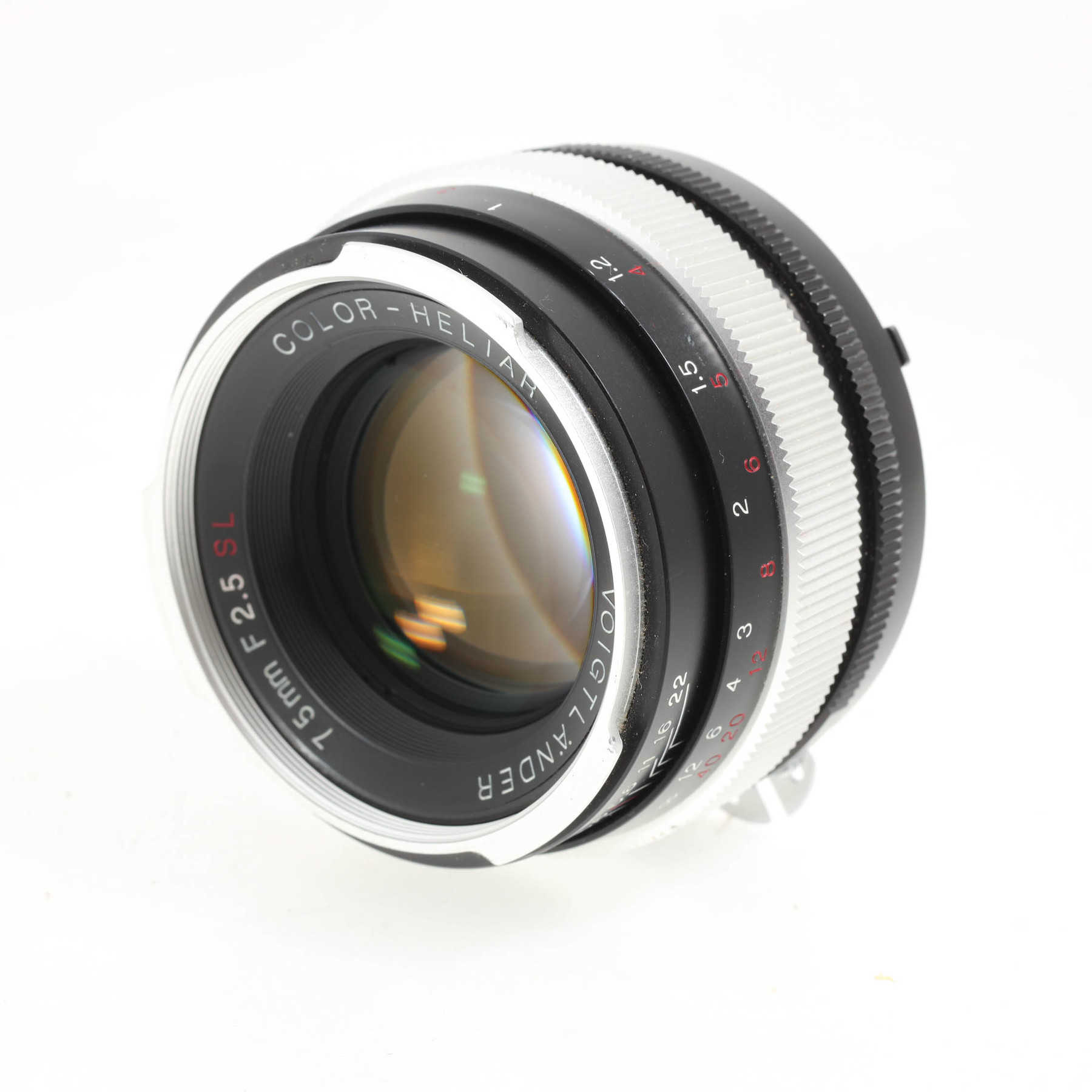 Voigtländer 75mm f/2.5 Color-Heliar SL (Nikon F/MF) Voigtländer 75mm f/2.5 Color-Heliar SL (Nikon F/MF)