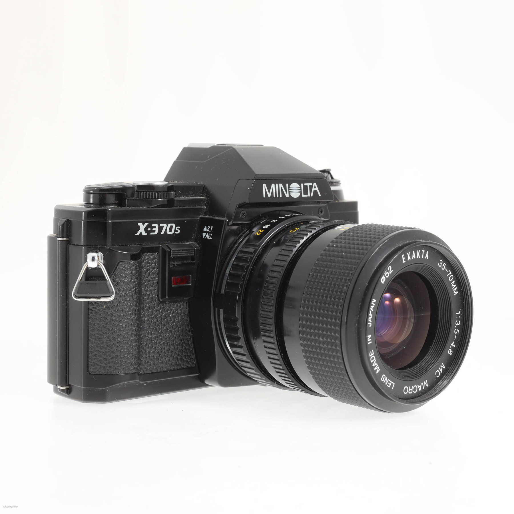 Minolta X-370x с объективом 35-70mm f/3.5-4.8 Exakta MC Macro Minolta X-370x с объективом 35-70mm f/3.5-4.8 Exakta MC Macro