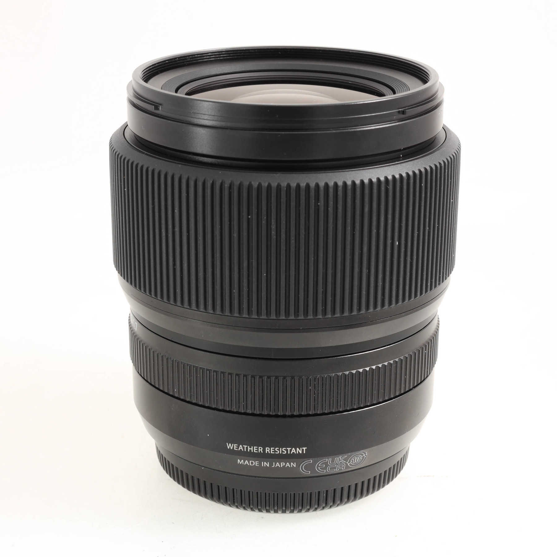 Fujifilm GF 55mm f/1.7 WR Fujifilm GF 55mm f/1.7 WR