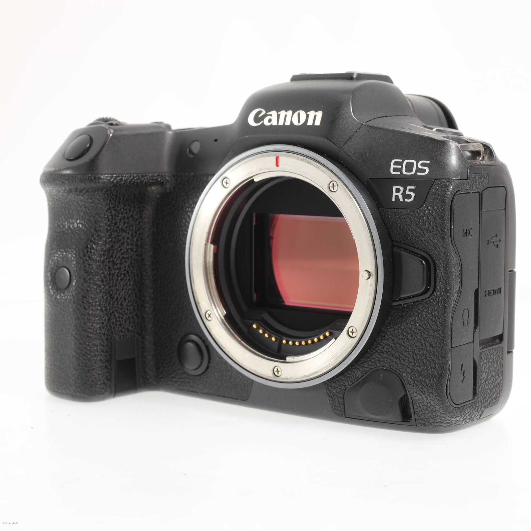 Canon EOS R5 Canon EOS R5