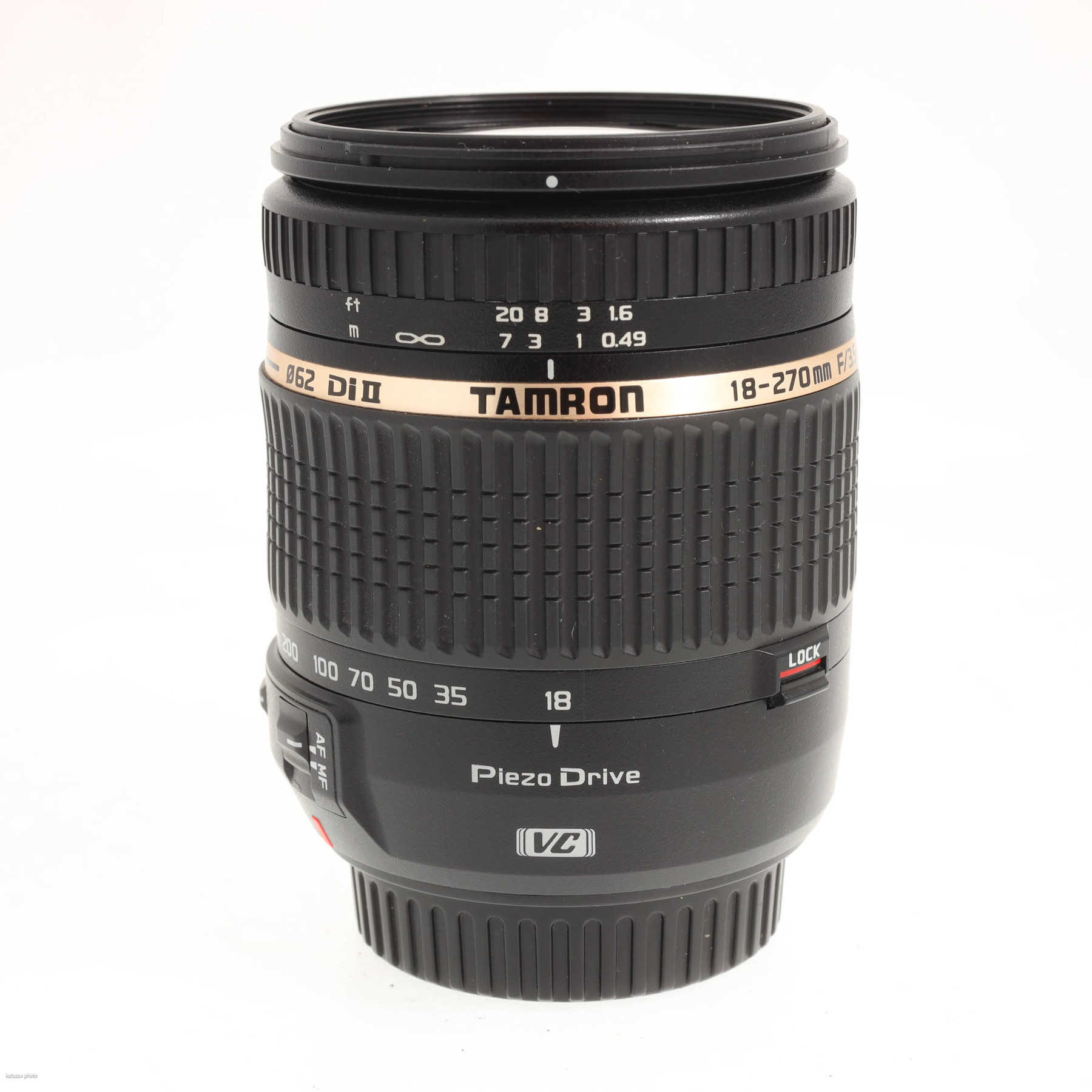 Tamron 18-270mm f/3.5-6.3 Di II (Canon EF) Tamron 18-270mm f/3.5-6.3 Di II (Canon EF)