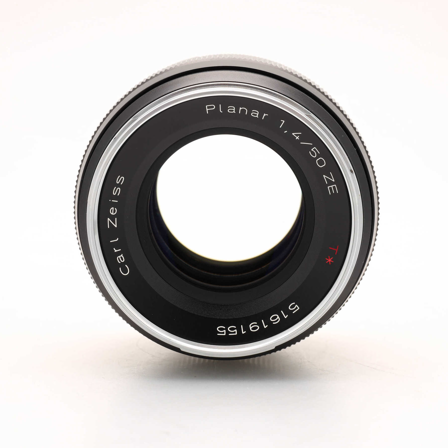 Zeiss Planar 50mm F/1.4 T* Planar ZE (Canon EF) | Kutuzov Photo